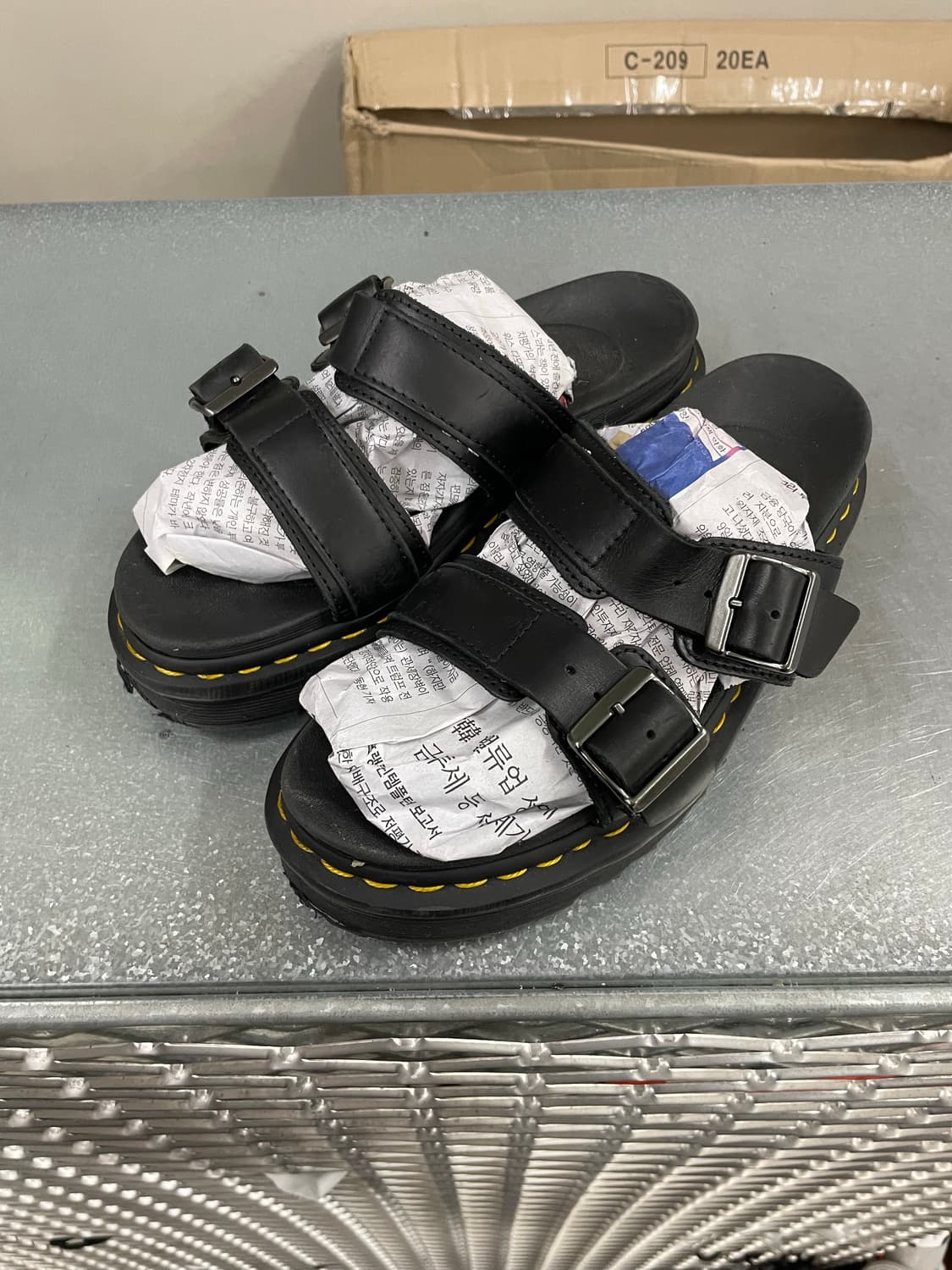 닥터마틴 마일즈 샌들 uk5 상품이미지2
