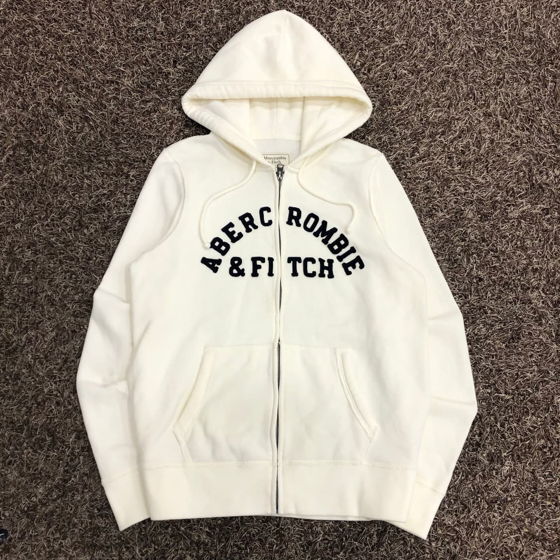 아베크롬비 화이트 로고 후드집업 상품이미지1