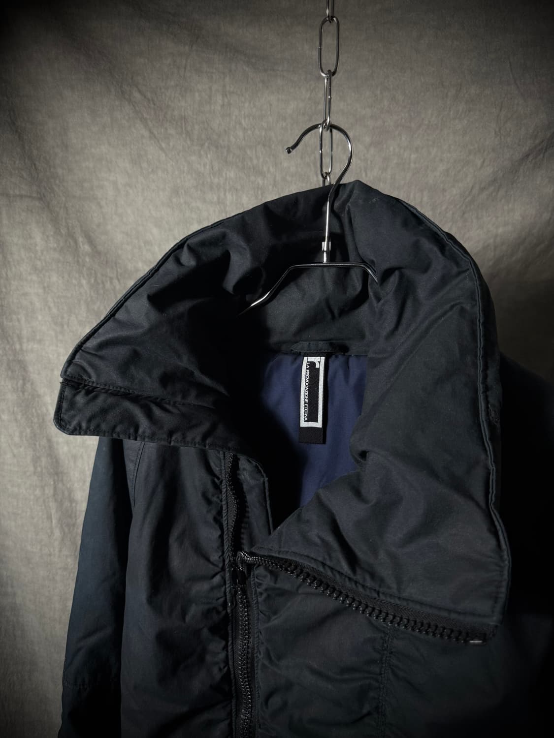 Ripvanwinkle Asymmetric Down Jacket   상품이미지5