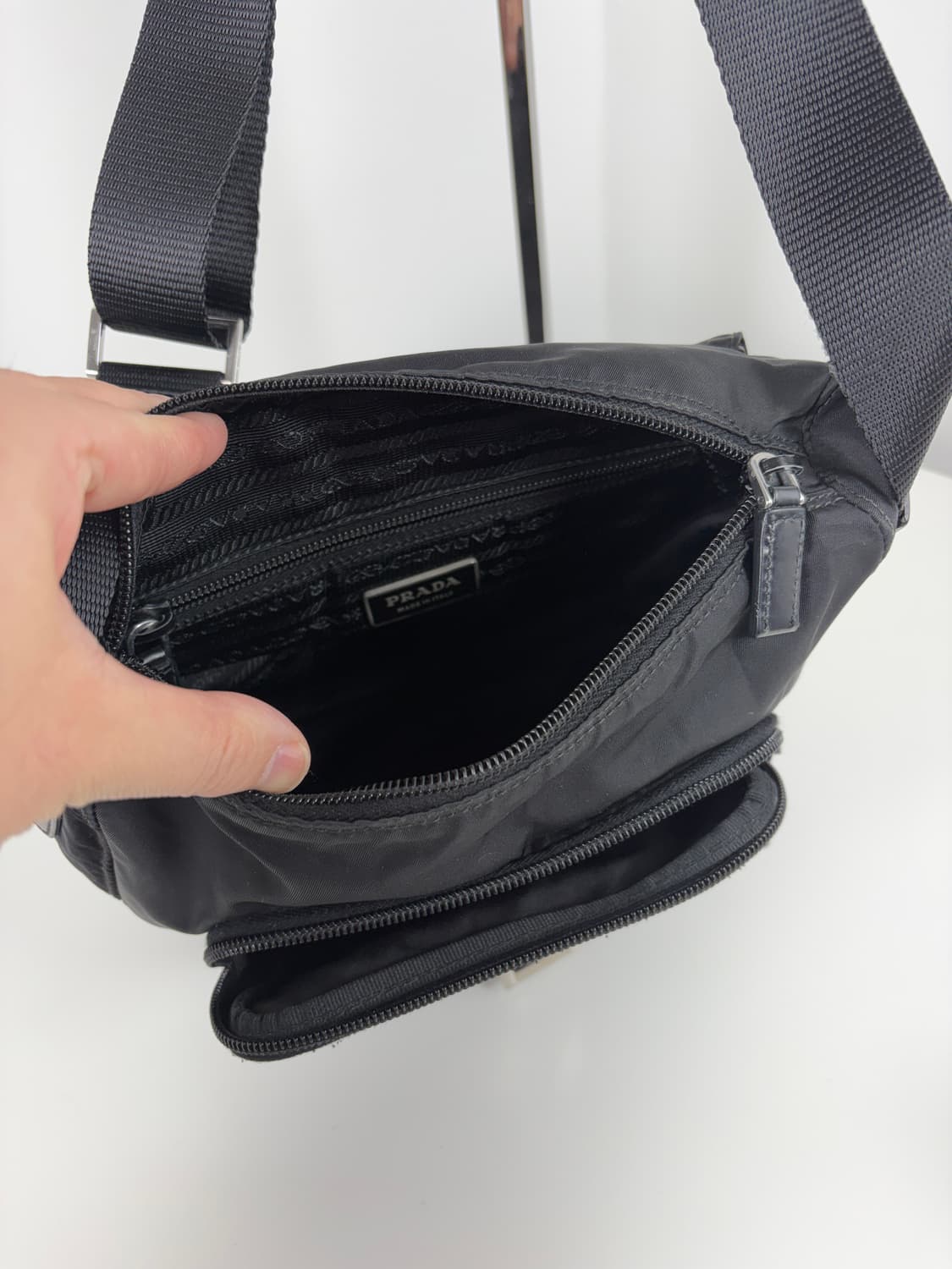 프라다 나일론 크로스백 메신저백 상품이미지7