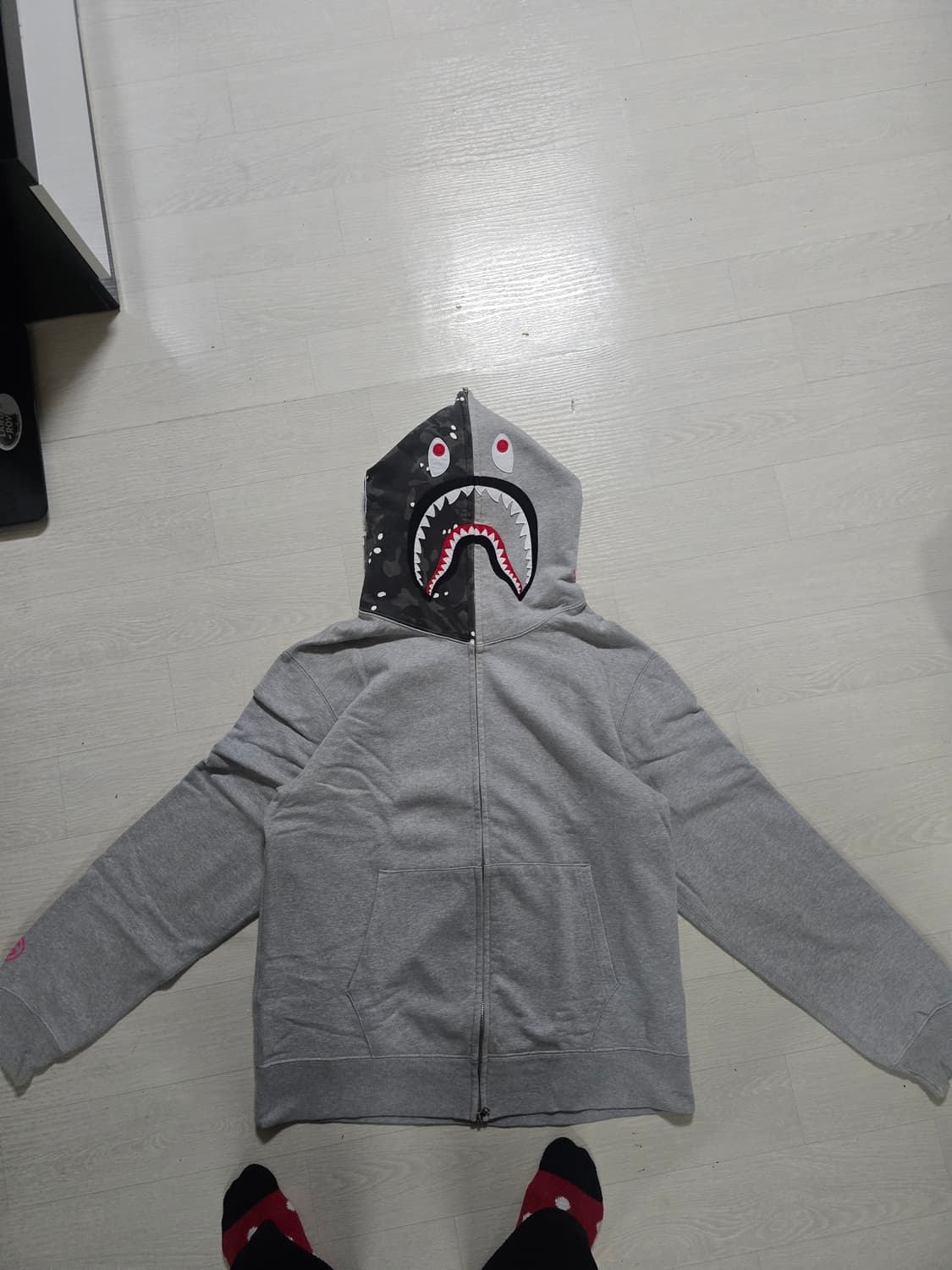 베이프x스투시 샤크후드 xxl 상품이미지1