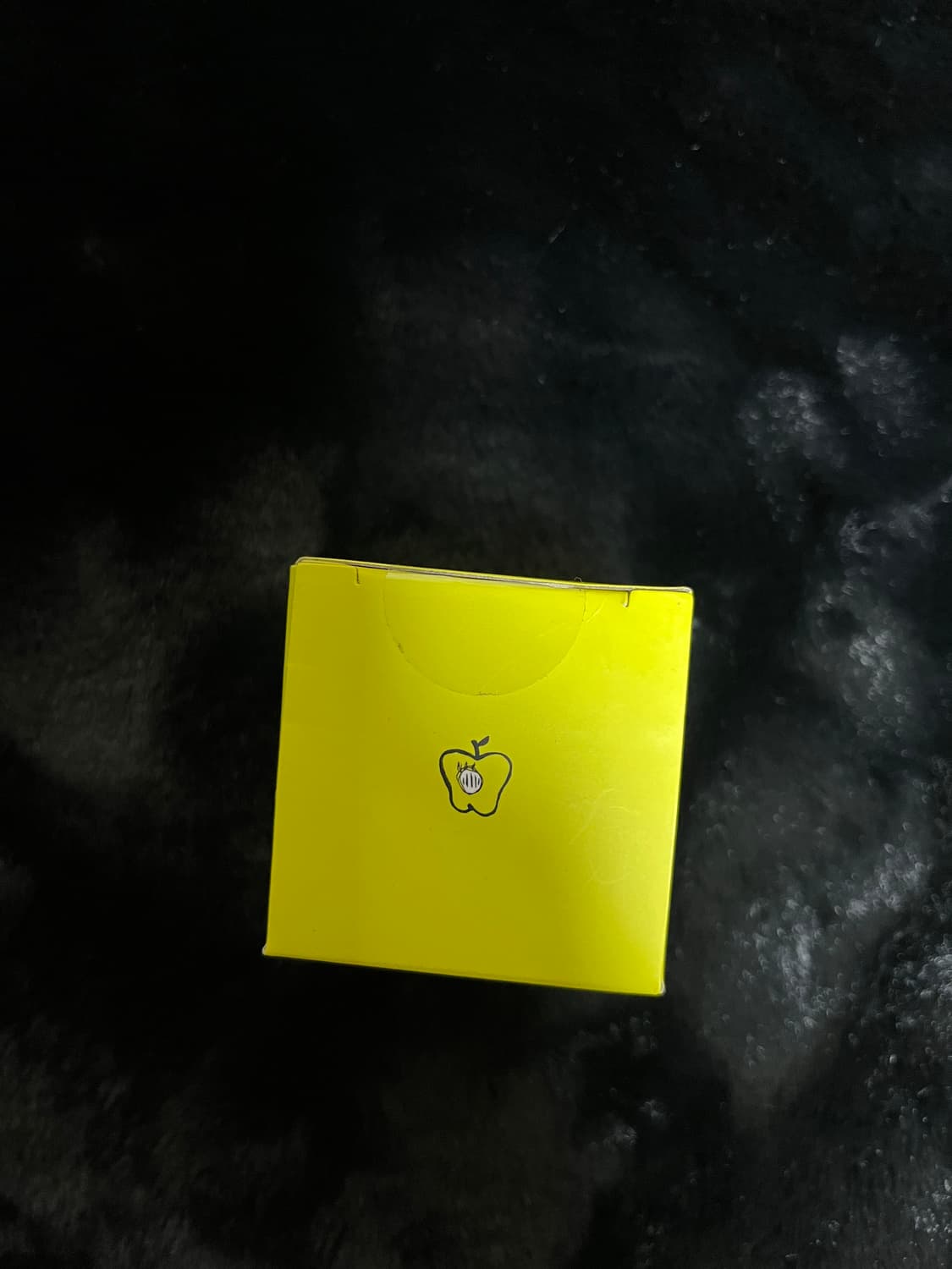 언더커버 메디콤 토이 애플 키링 옐로우 미개봉 새상품 상품이미지2