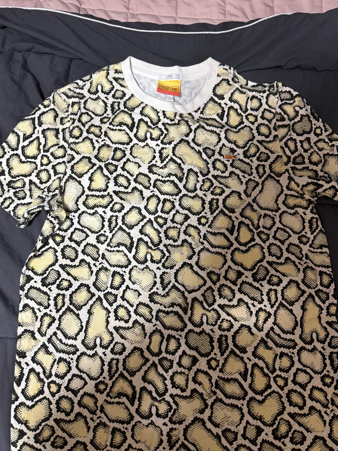 라코스테 오프닝세레모니 콜라보 악어패턴 티셔츠 상품이미지2