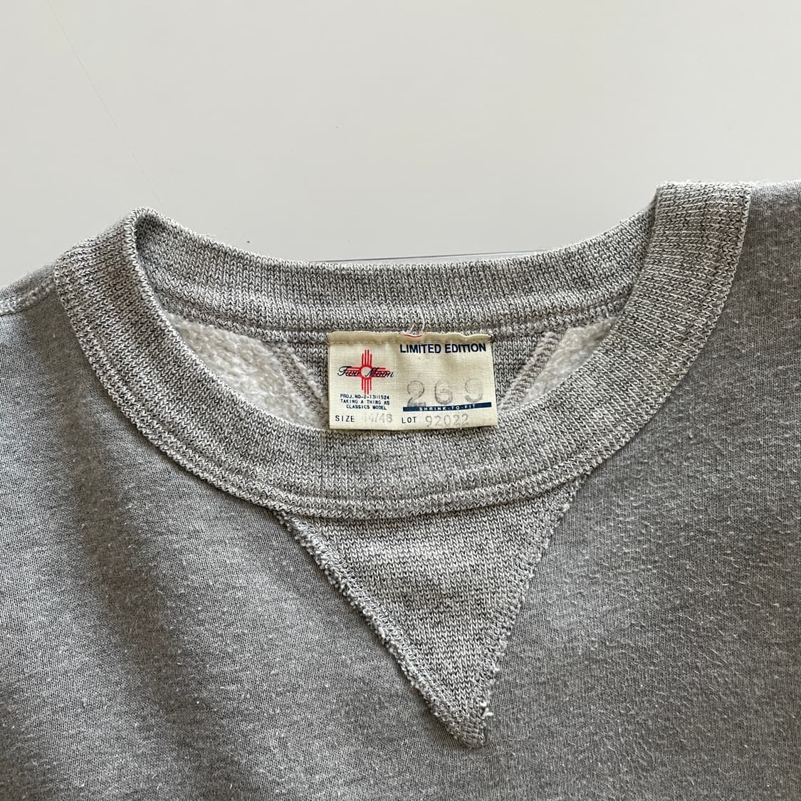 Two Moon Loopwheel Long Sleeve Sweat 상품이미지2