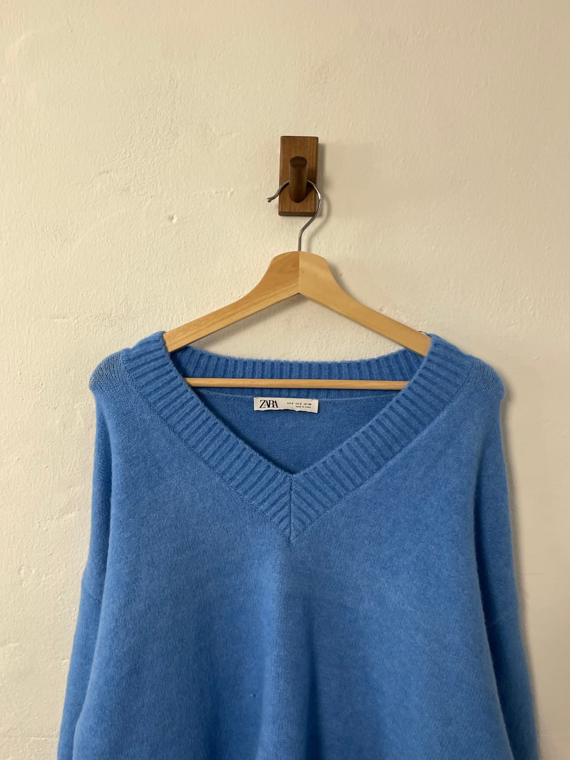 자라 브이넥 니트  상품이미지2