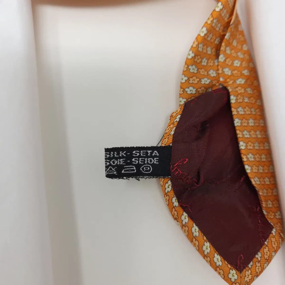 살바토레 페라가모 오렌지 꽃무늬 실크 넥타이 상품이미지10