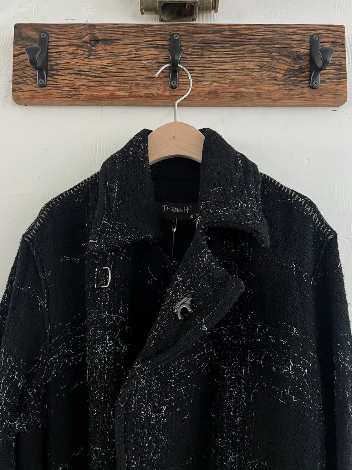 TRANSIT 트랜짓 블랙 컬러 스티치 롱 코트 상품이미지8