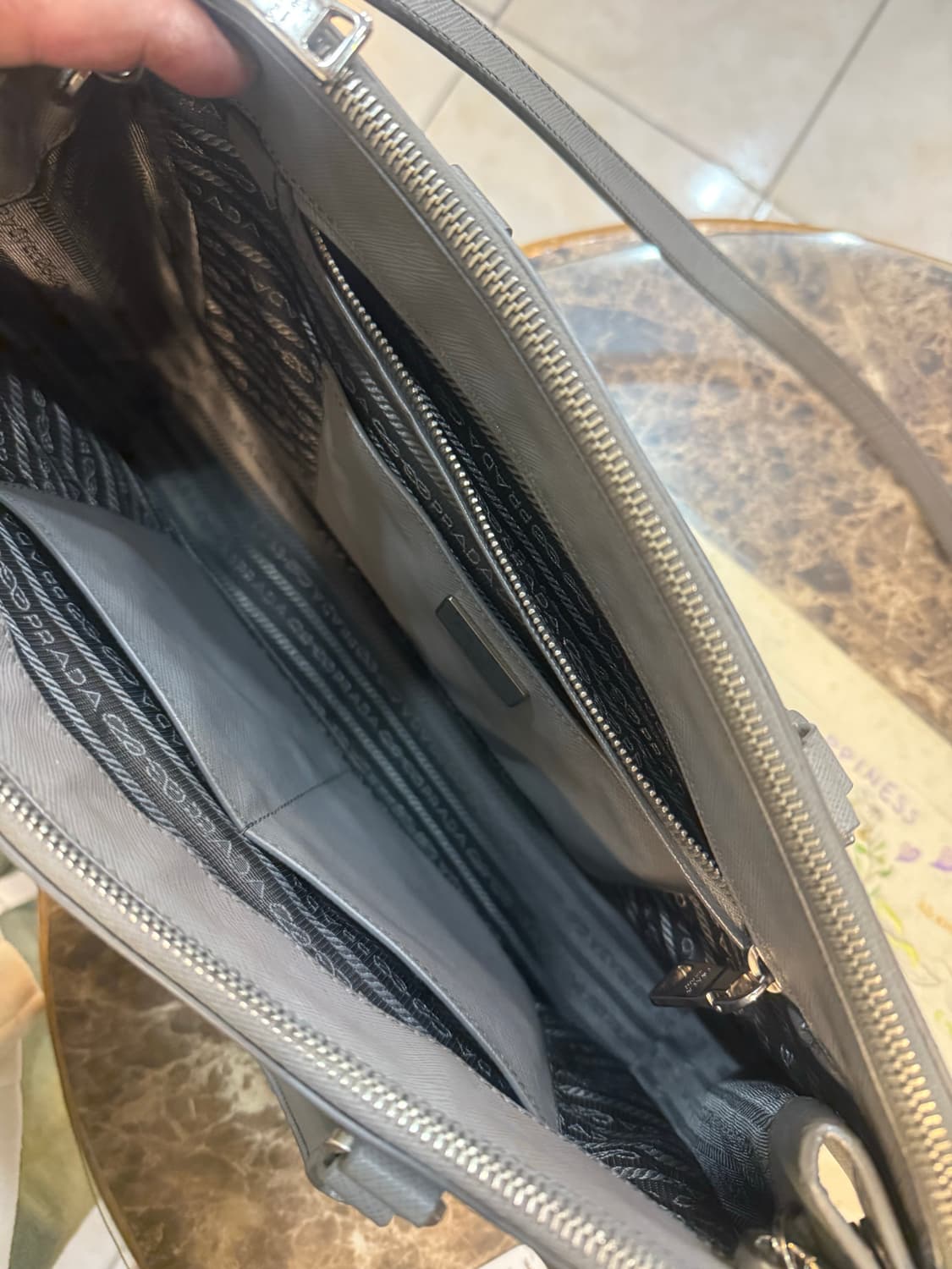 정품 프라다 사피아노 캘러리아 럭스 2way백 팝니다 상품이미지7