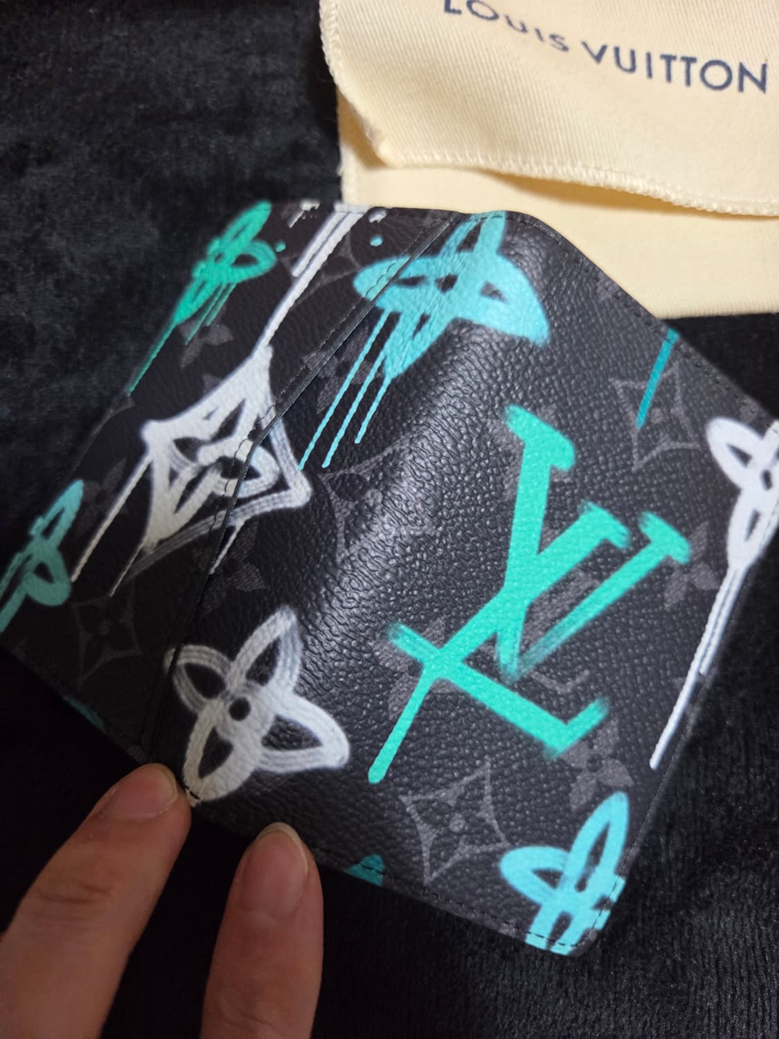 [정품/s+] 루이비통 오거나이저 그린 라이츠

(한정판) 상품이미지6