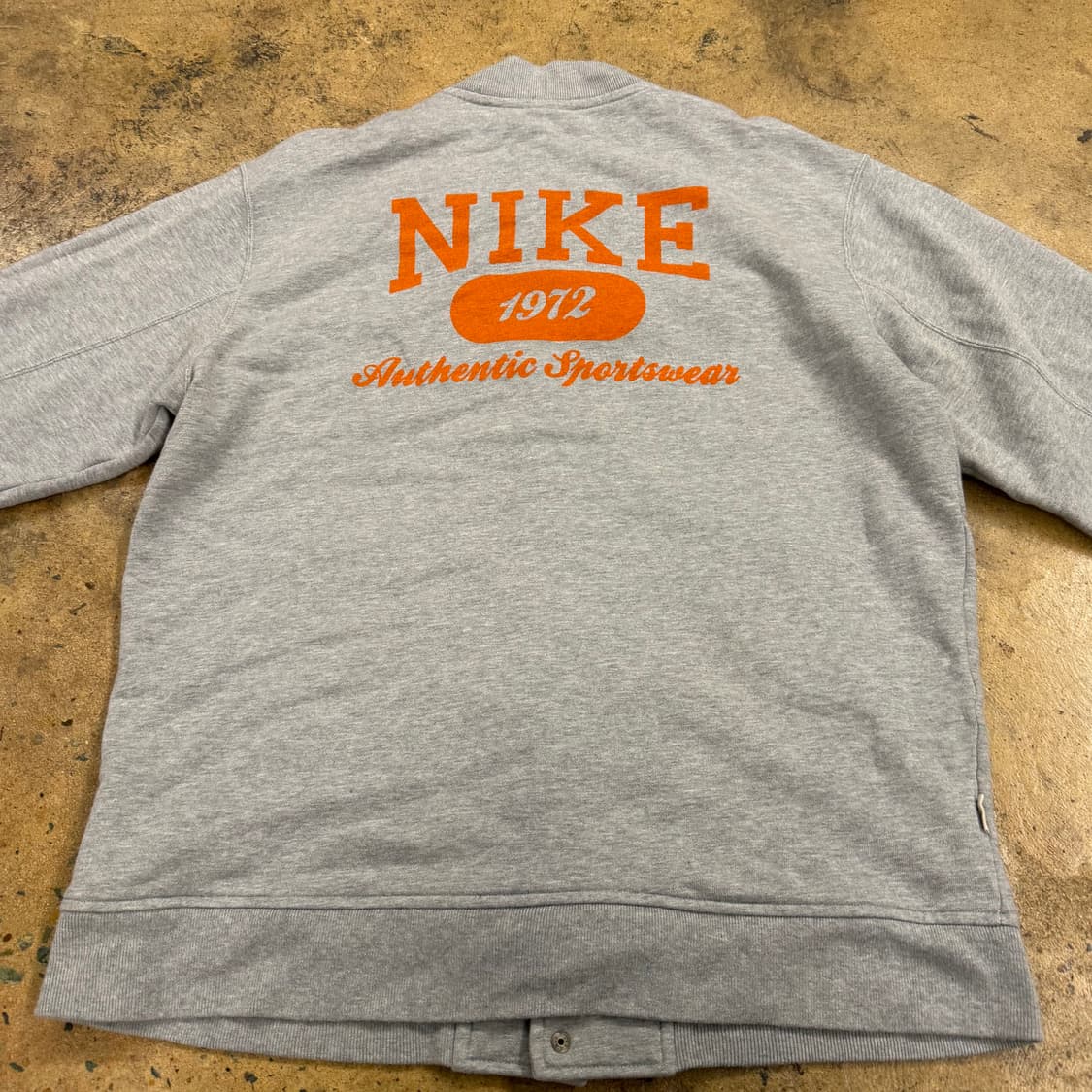 나이키 그레이 오렌지 바시티 집업 점퍼  상품이미지4