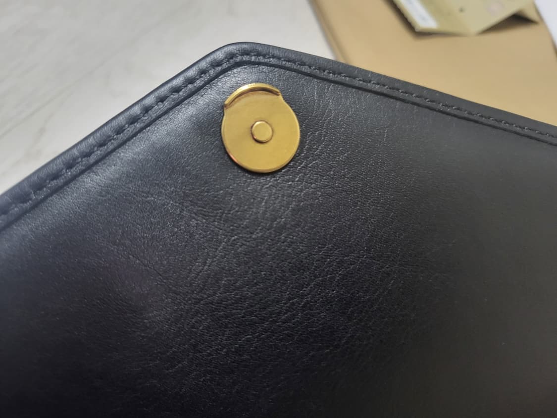 버버리 라지 1983 체크 엔벨로프 클러치 상품이미지8