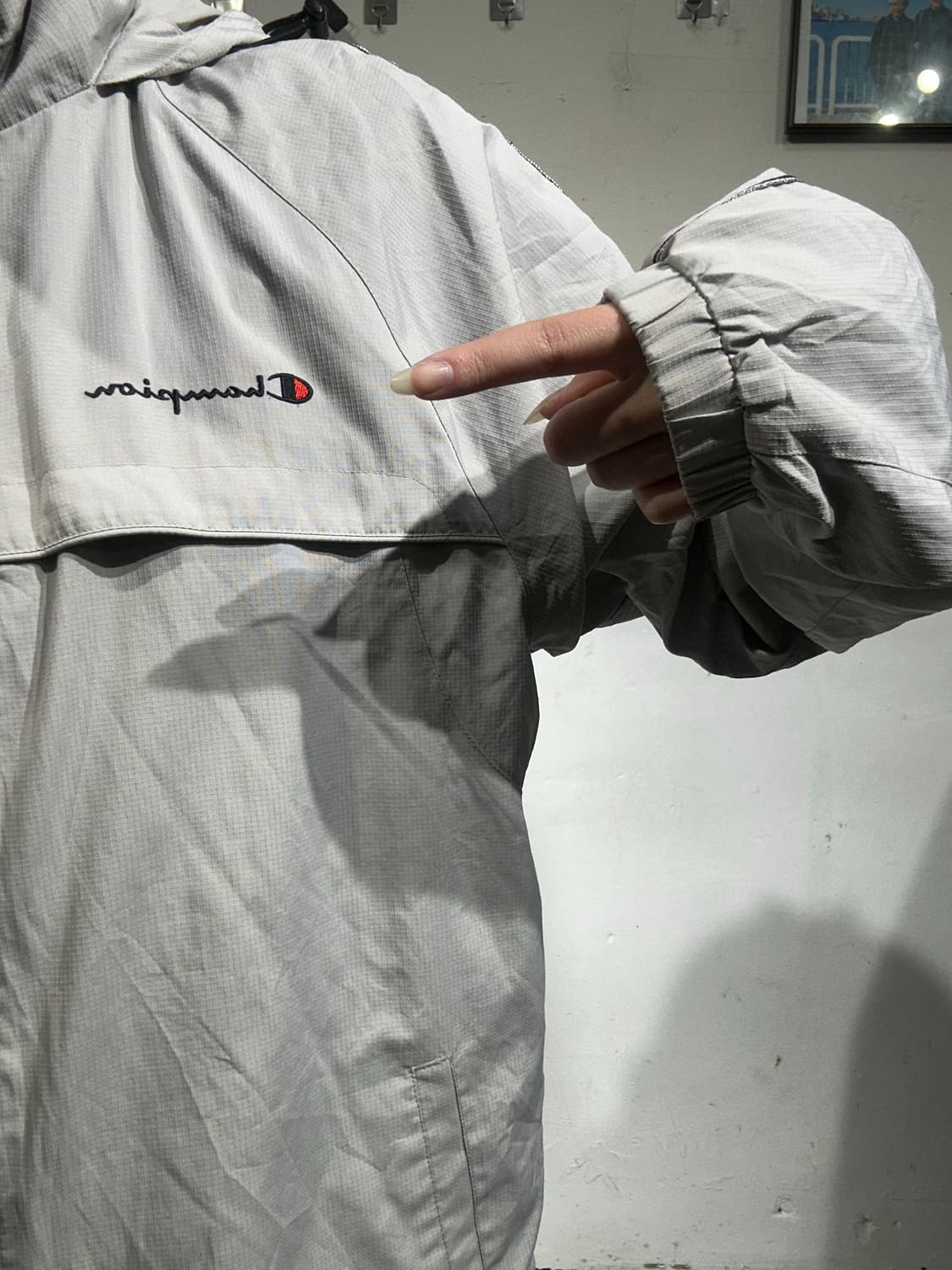 챔피온 라이트 그레이 오버핏 후드 바람막이 자켓 L 상품이미지4