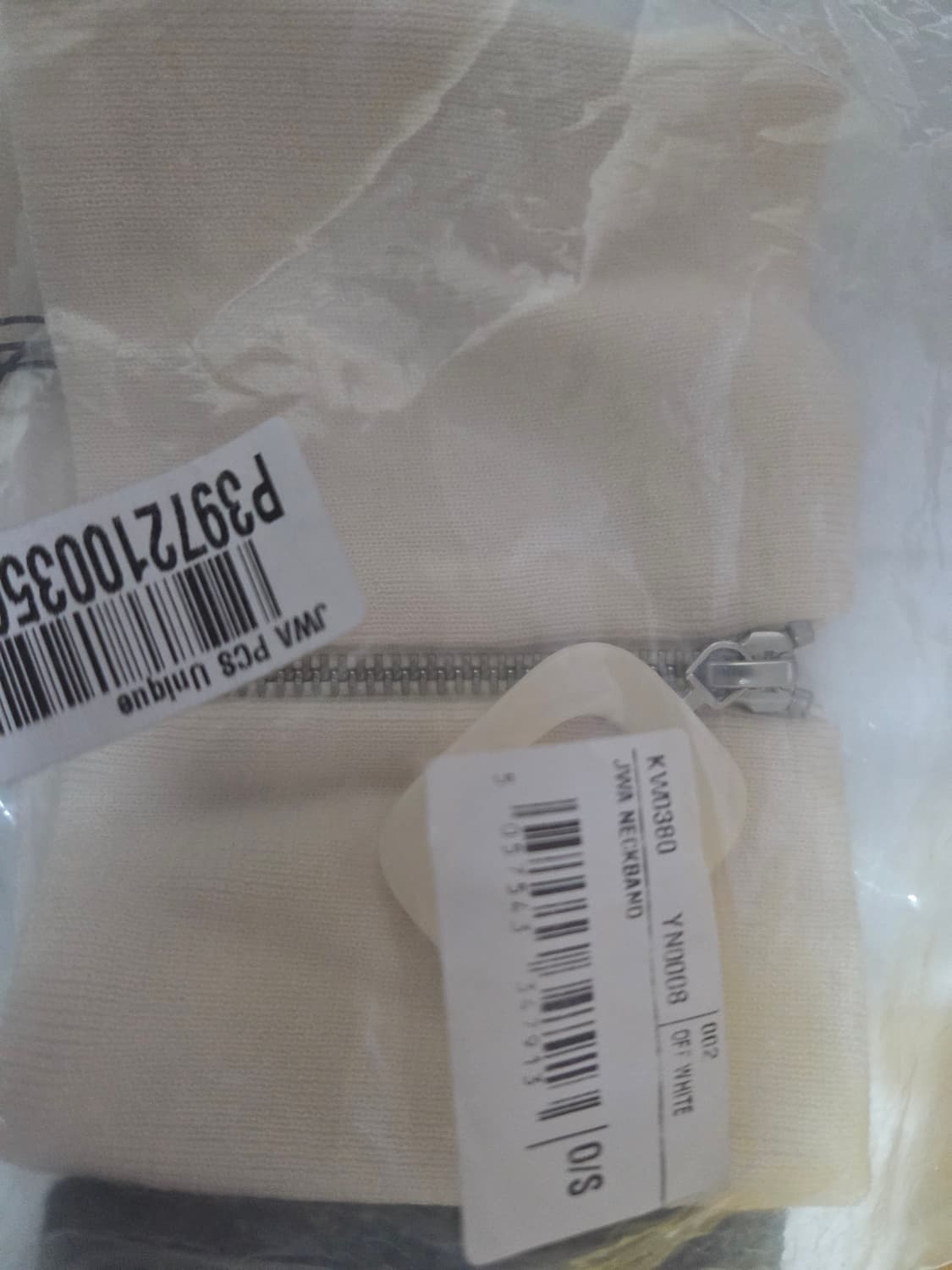 Jw앤더슨 넥밴드 3개 일괄 팝니다 상품이미지3