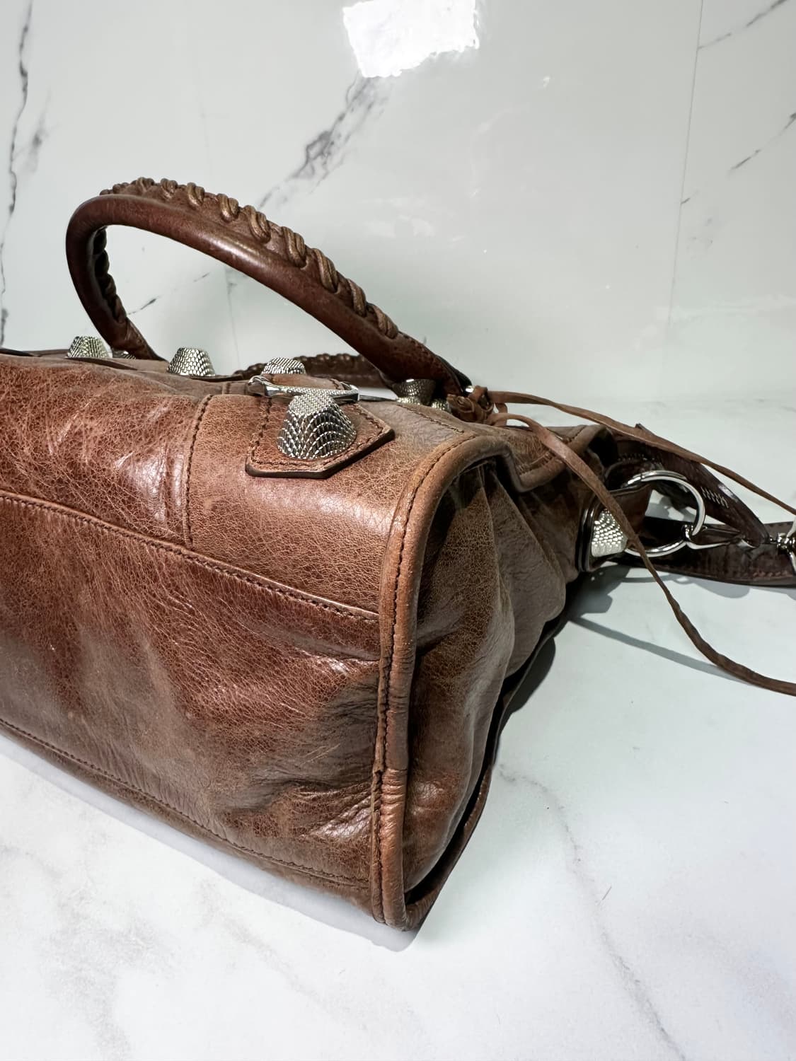 [A급 정품] 발렌시아가 자이언트 시티 모터백 미디움 브라운 상품이미지5