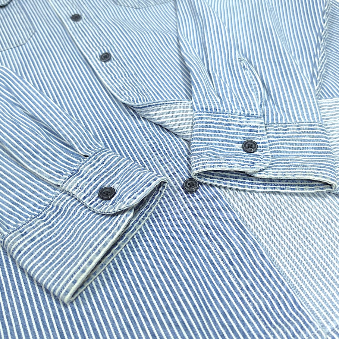 [L] 리바이스 블루&화이트 스프라이트 릴렉스핏 클래식 워커 긴팔셔츠 상품이미지7