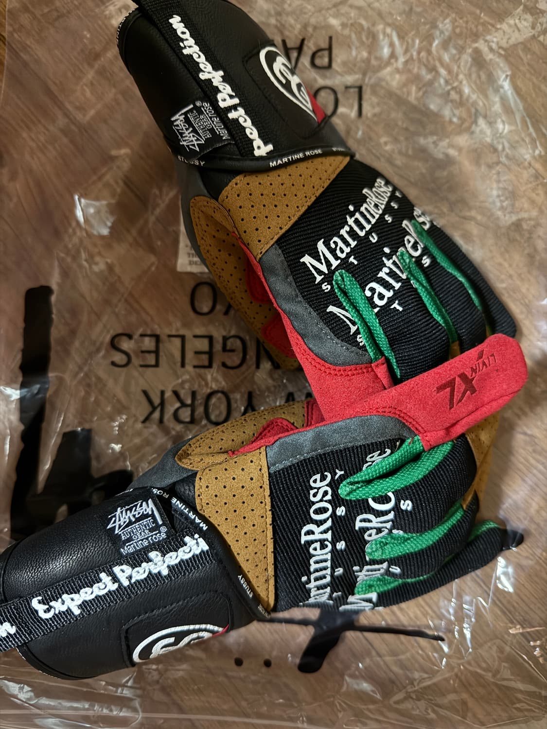 스투시 x 마틴 로즈 드라이빙 글러브 상품이미지1