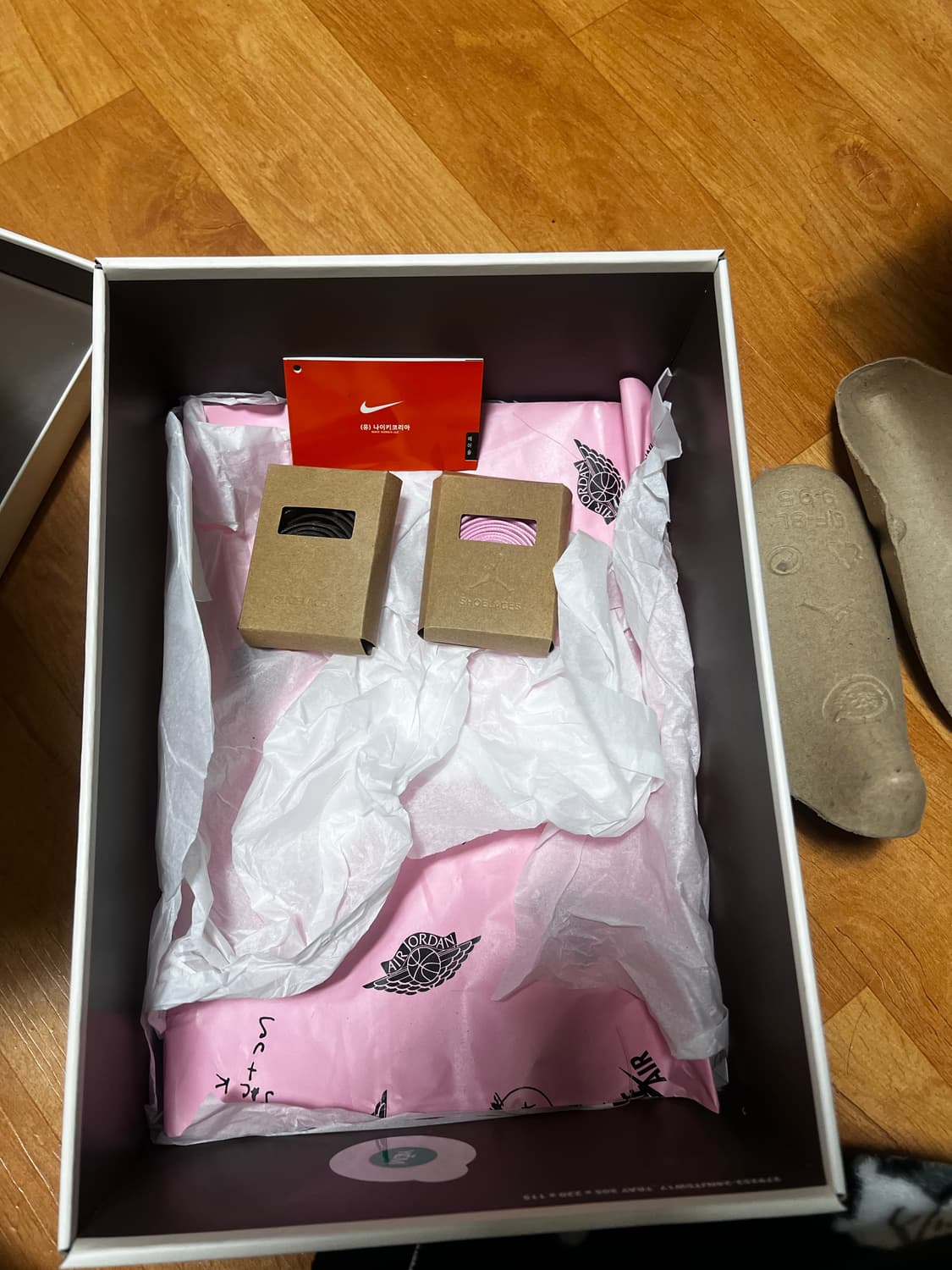 나이키조던x트레비스스캇 로우 OG 벨벳 브라운 270 상품이미지7