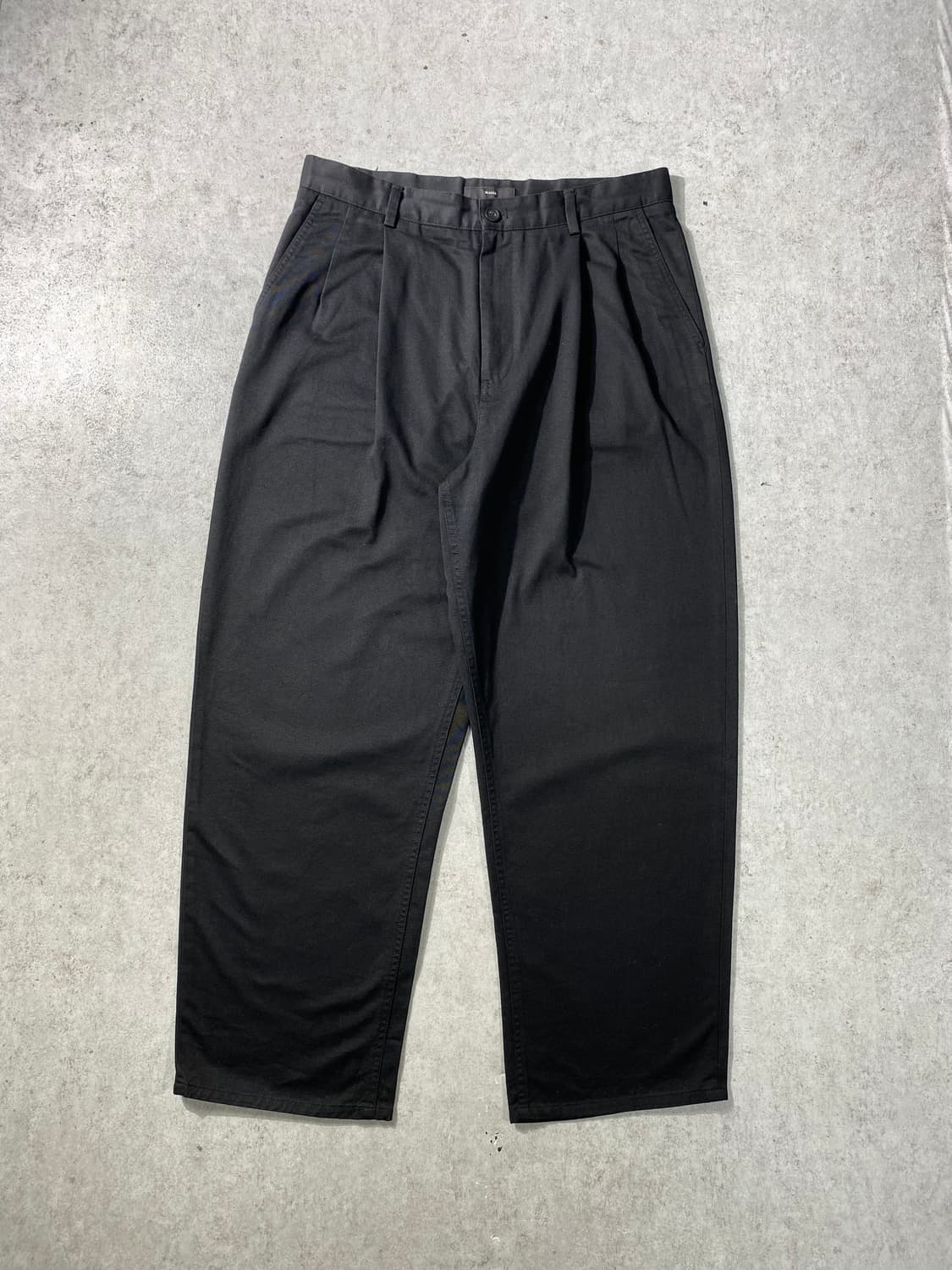 [34] Beaker 비이커 블랙 코튼 핀턱 와이드 팬츠 상품이미지1