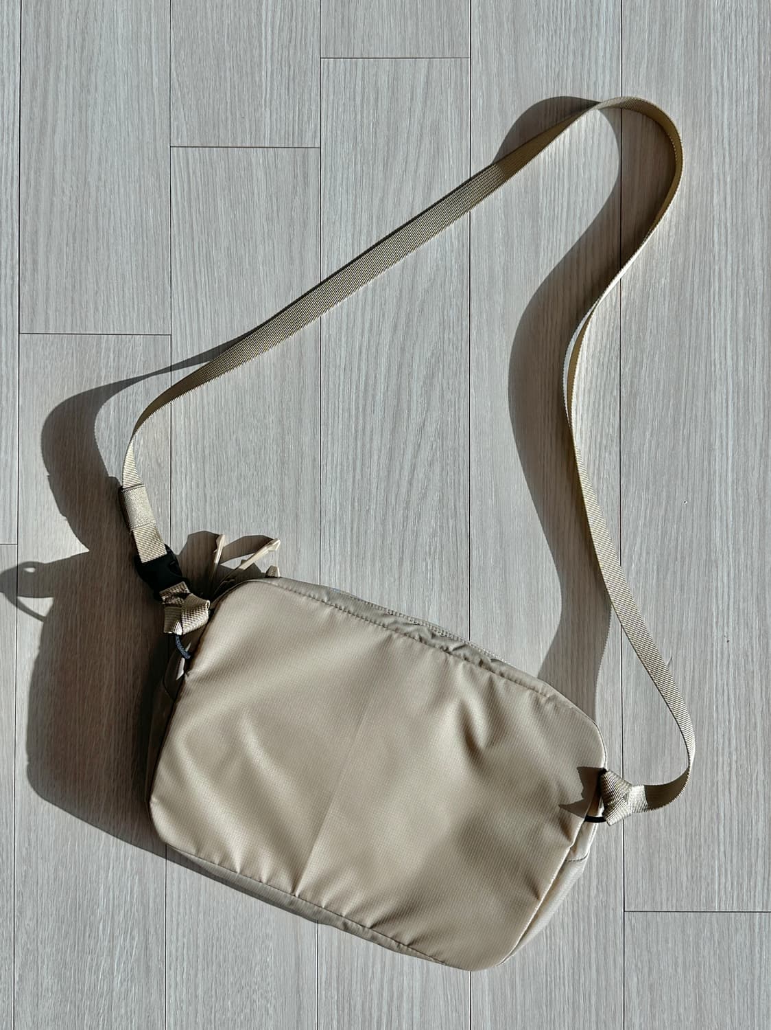 아크테릭스 헬리아드 6 크로스바디백 상품이미지2