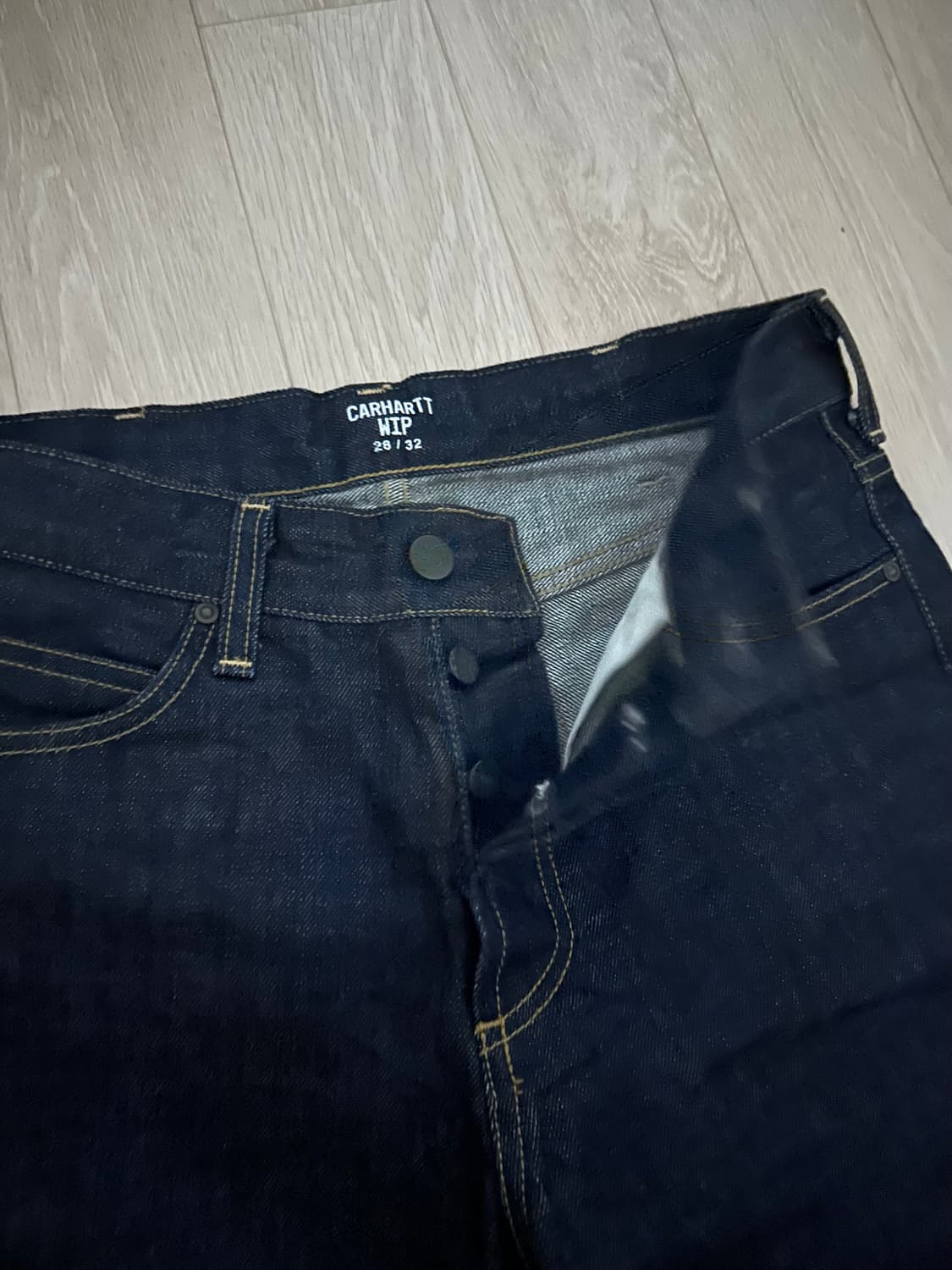 칼하트wip 생지데님 상품이미지3