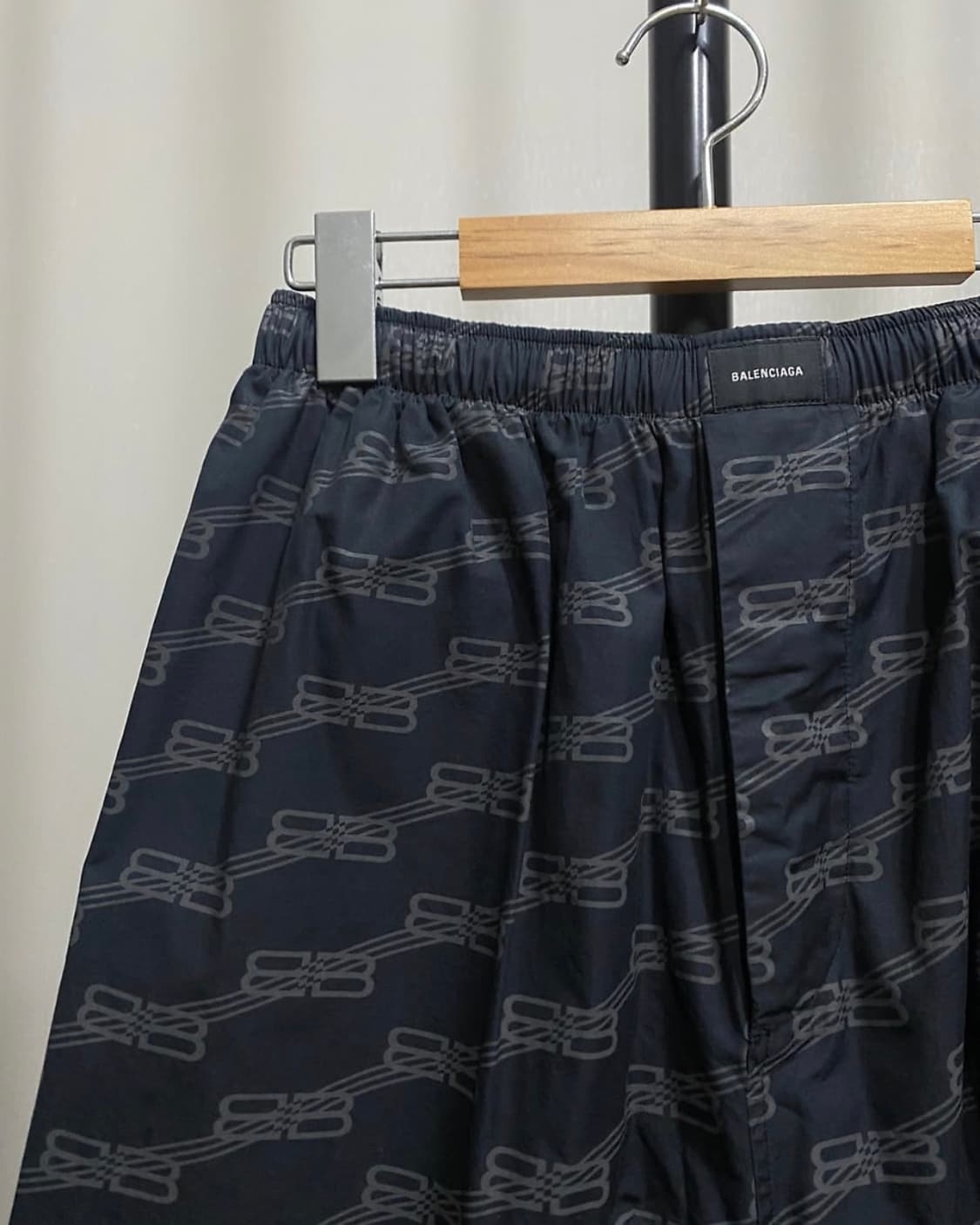 발렌시아가 모노그램 팬츠 상품이미지2