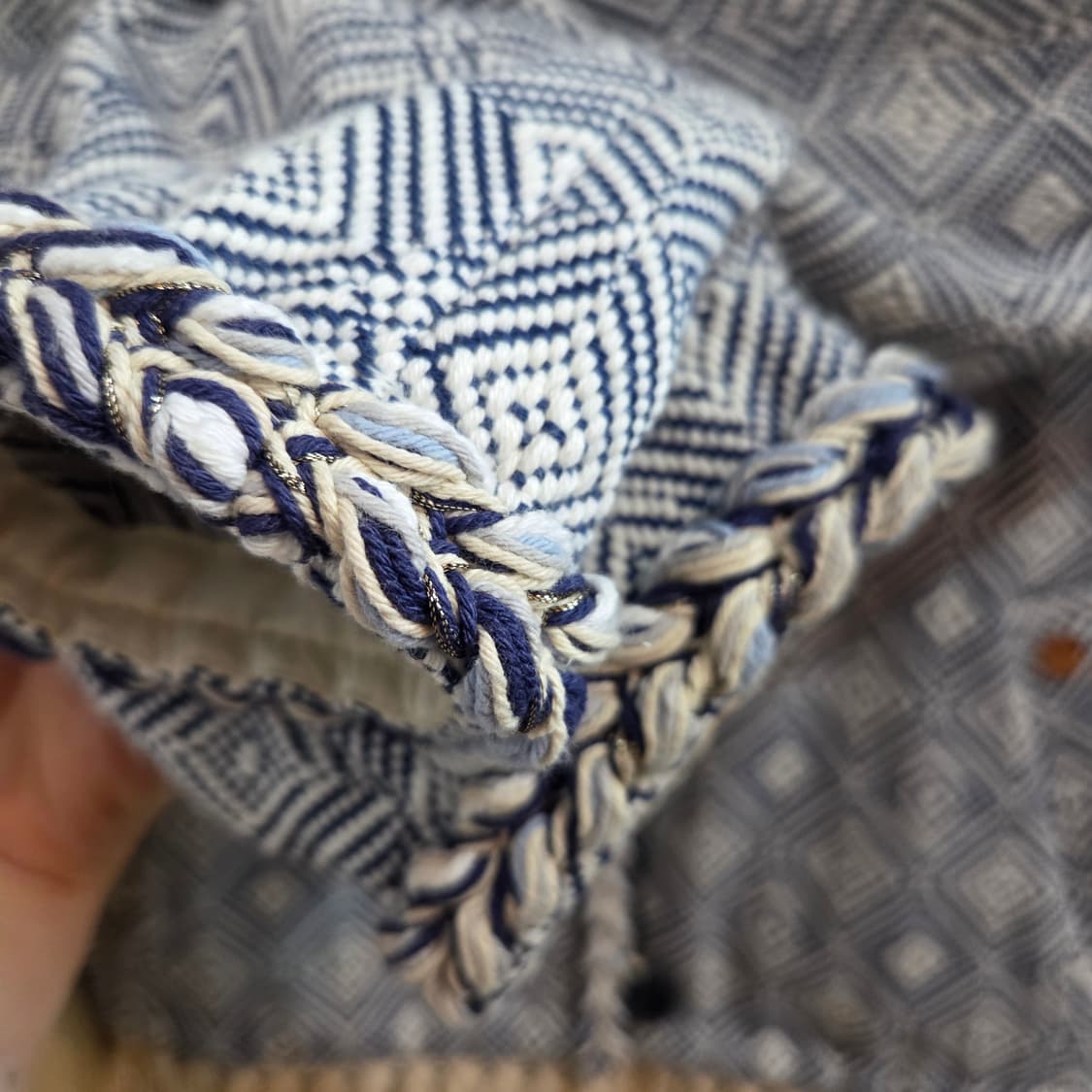 써스데이아일랜드 자켓 상품이미지6