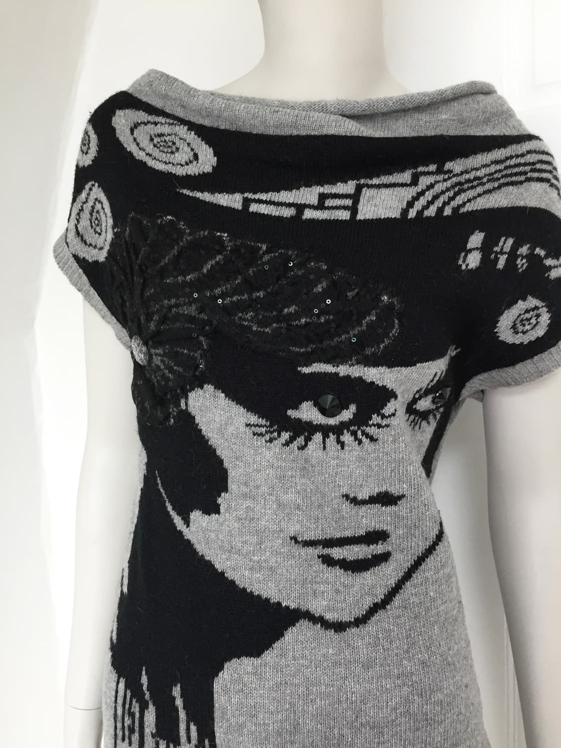 Women’s Grey Cubic Point Knit Top 상품이미지5