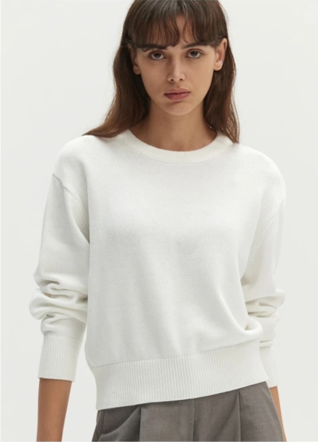 [새상품] 몽돌 세미 크롭 라운드 면니트 상품이미지5