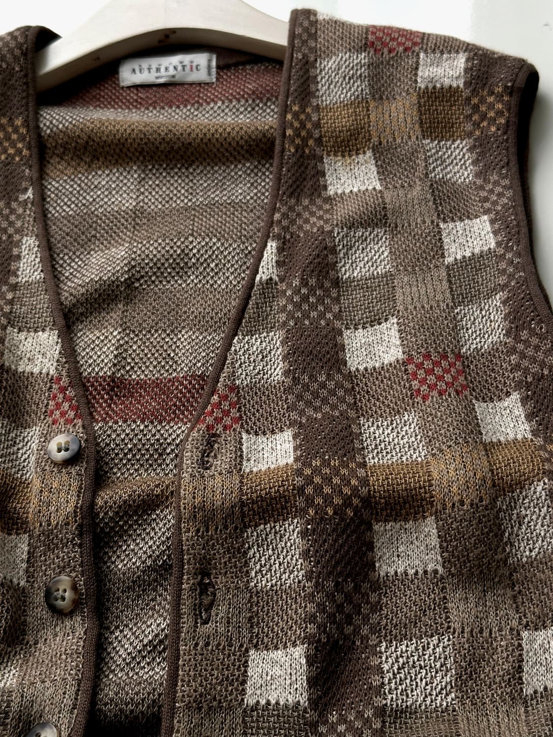 Linen blend square pattern knit vest 상품이미지4