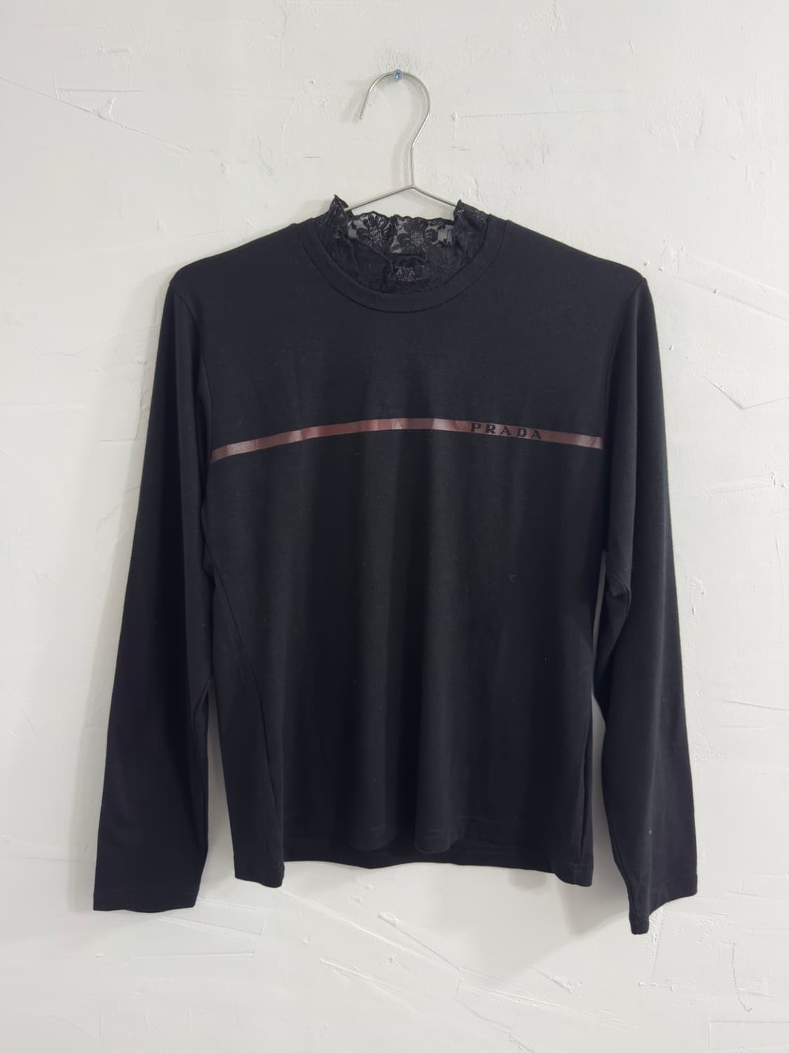 prada lace longsleeve 상품이미지1