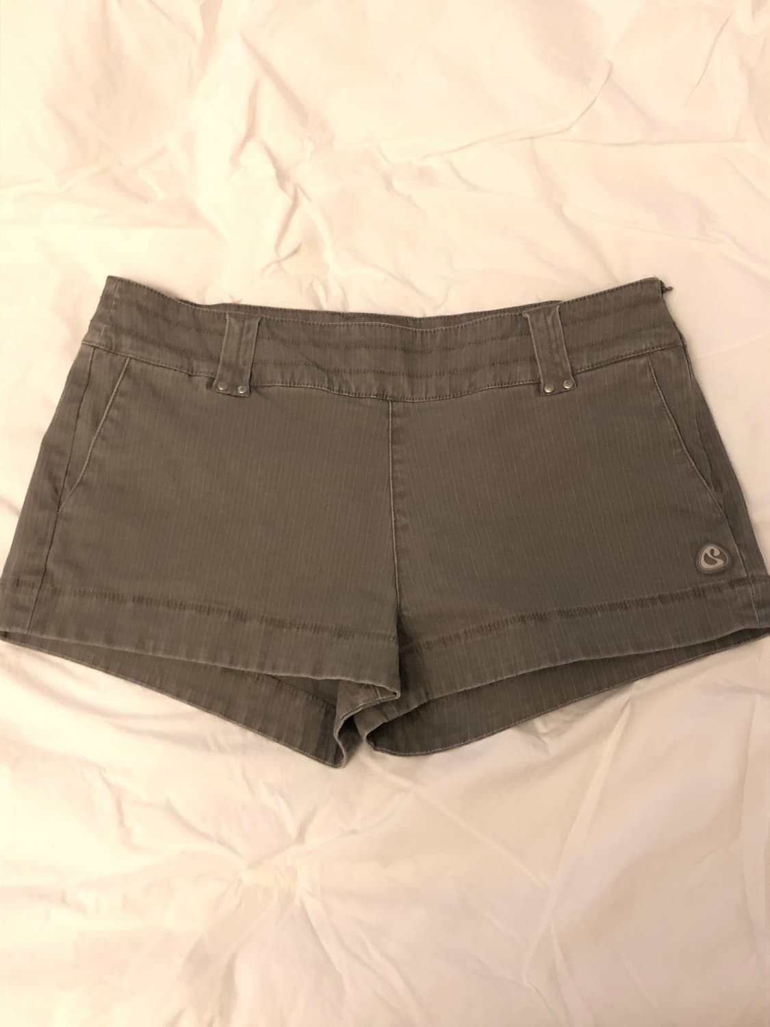 코이세이오 스터드 쇼츠 (1size) 상품이미지1