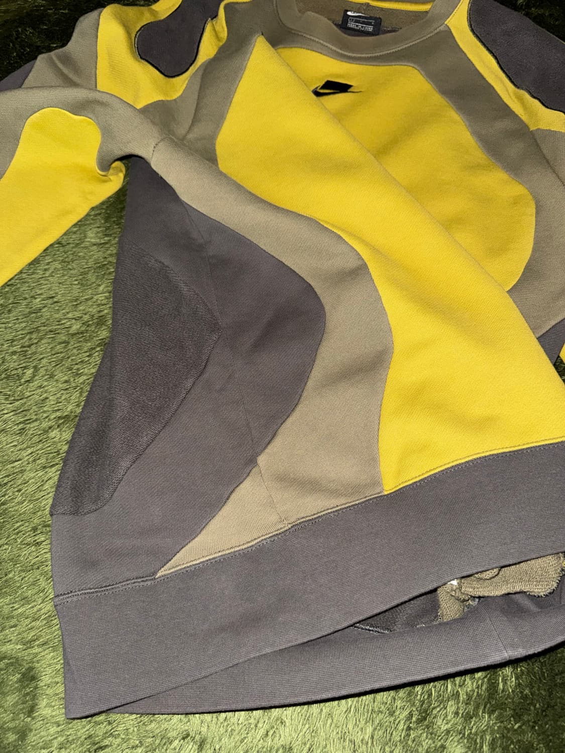 [L] 나이키 NSW 바디맵 패널 디테일 스웻셔츠 상품이미지7