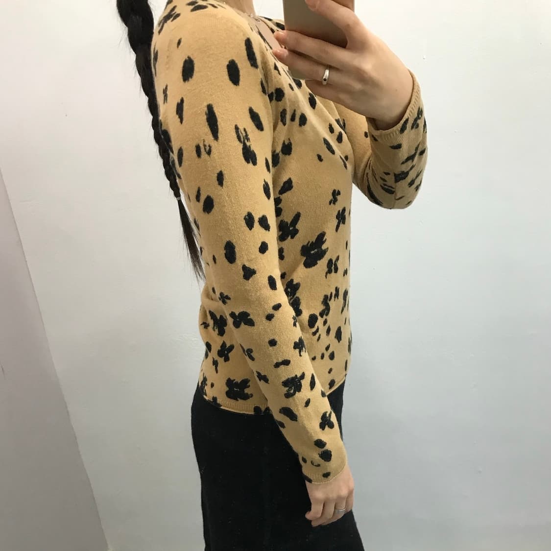 호피 플라워 브이넥 긴팔니트 상품이미지2