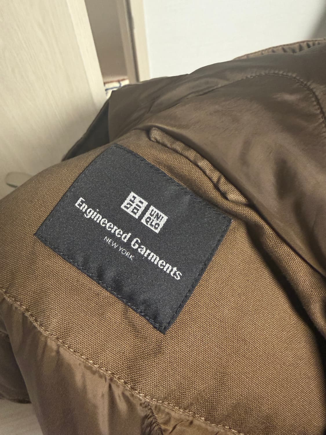 (마지막 가격) 유니클로 엔지니어드가먼츠 유틸리티 파카 브라운 XL 상품이미지3