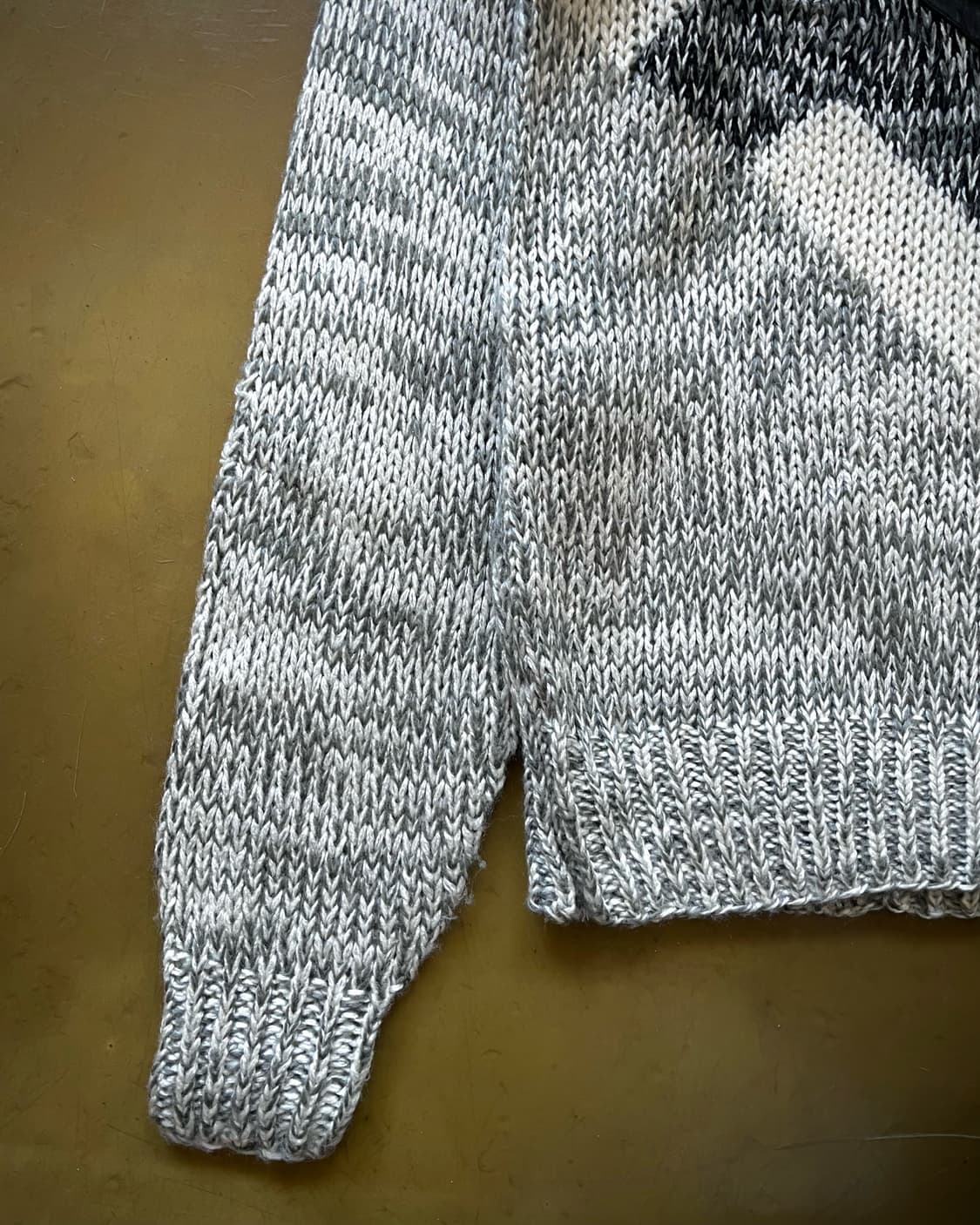 Cambridge Classics Leather Patch Sweater 상품이미지6