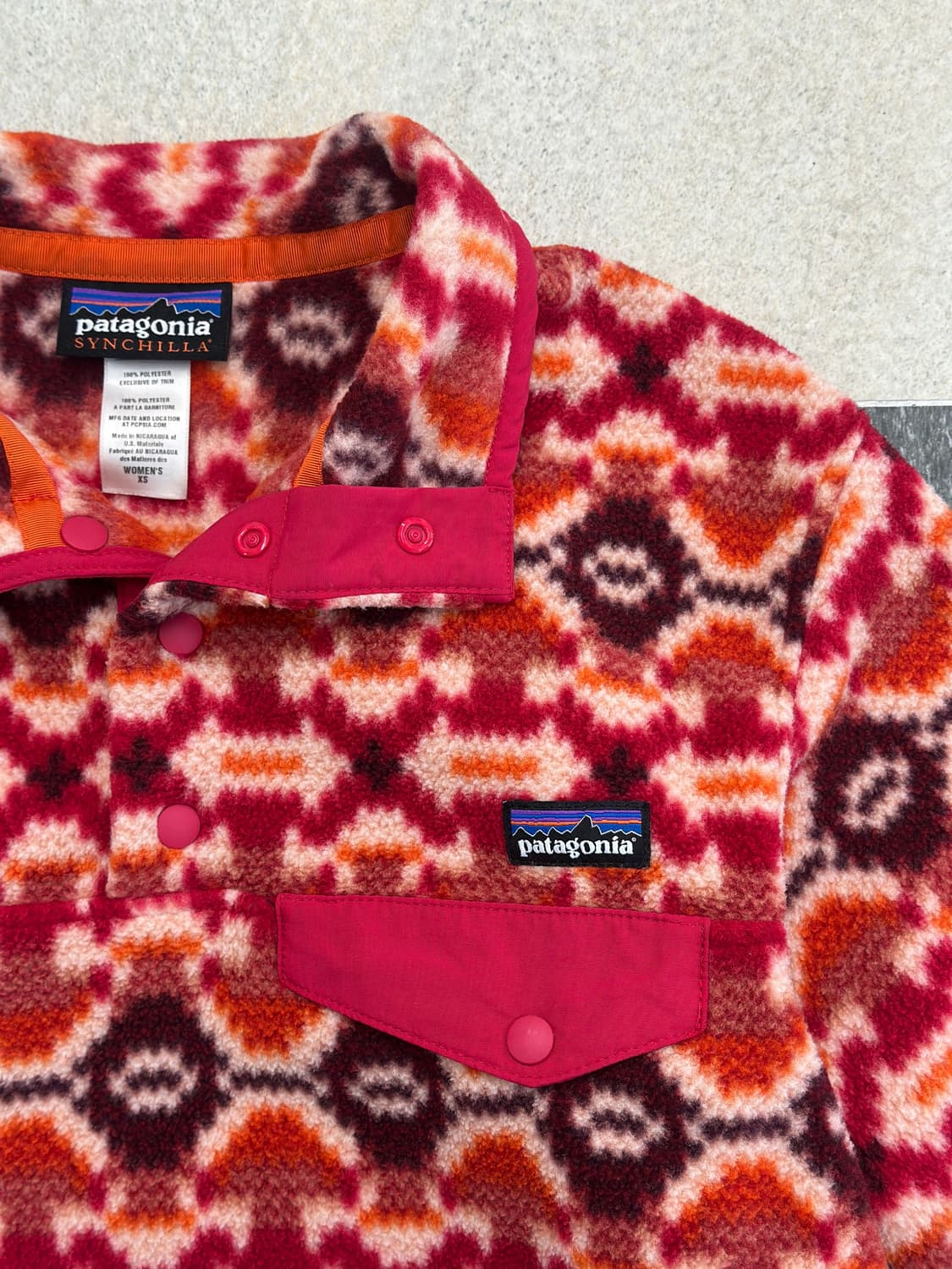 파타고니아 신칠라 레드 패턴 스냅 플리스 상품이미지8
