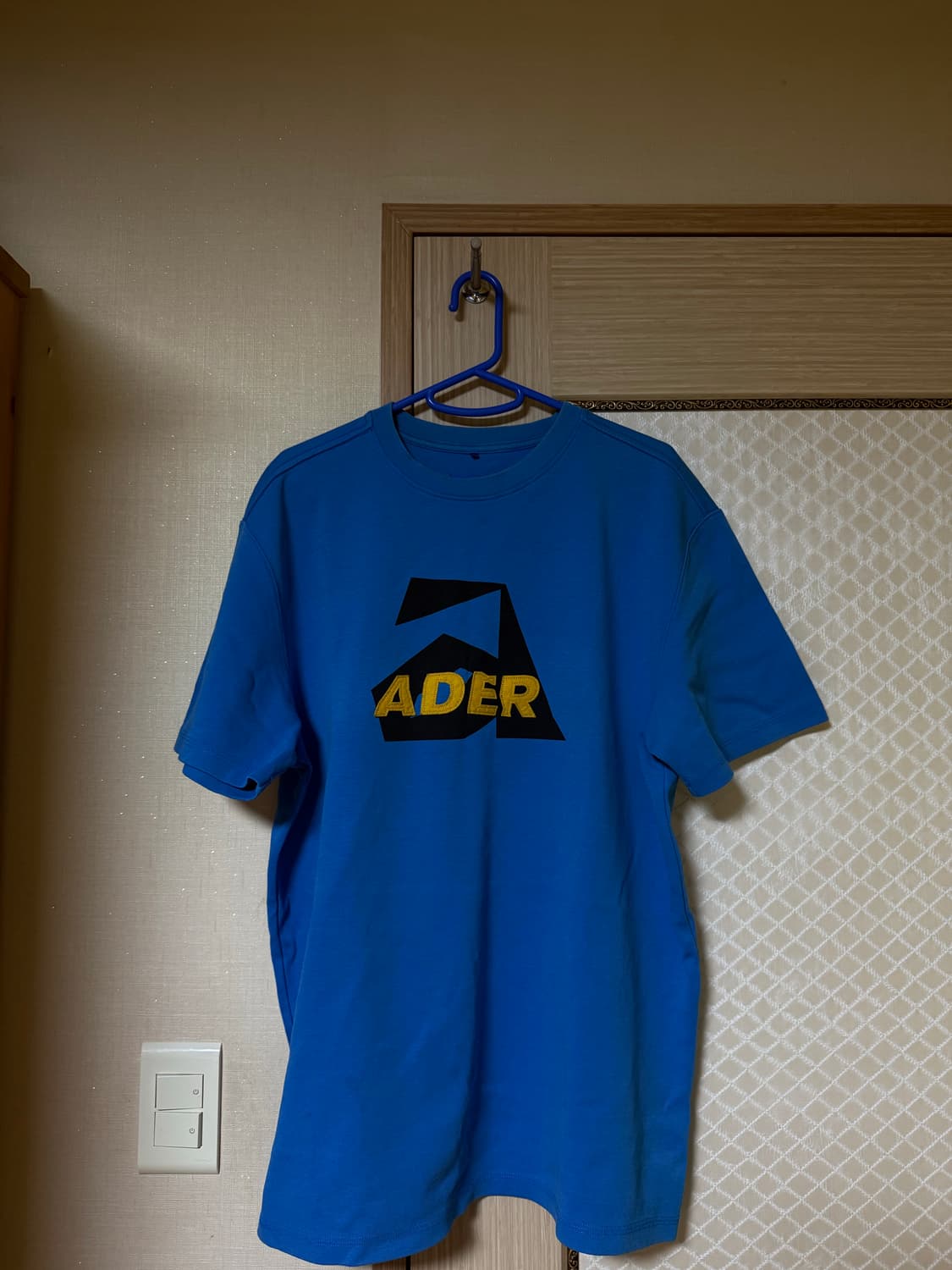 아더에러 a반팔 상품이미지1