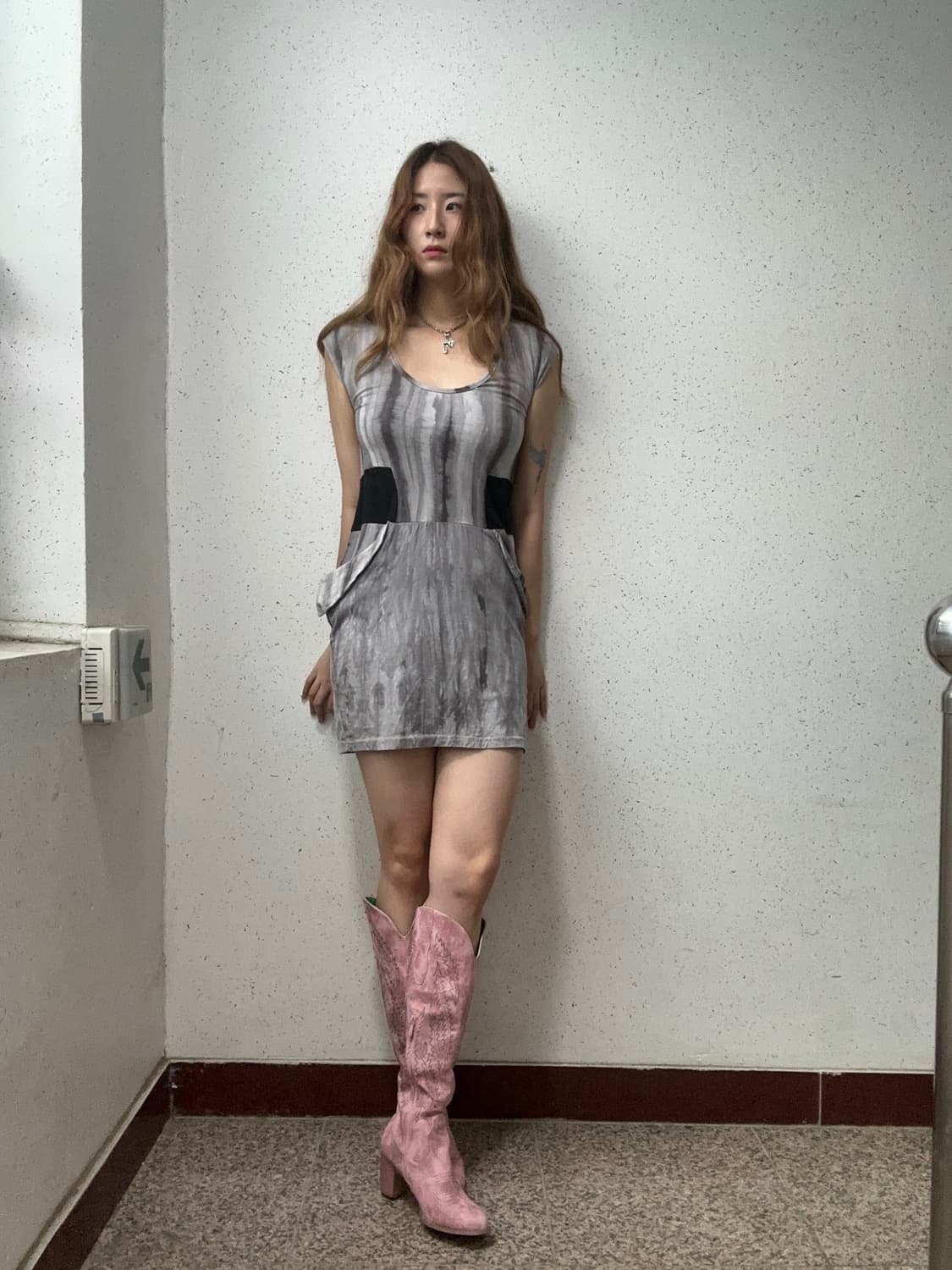그레이 타이다이 원피스 상품이미지1