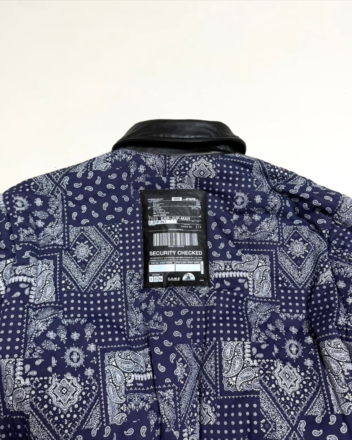 씨오엠이 양면 가죽 페이즐리 봄버 자켓 상품이미지9