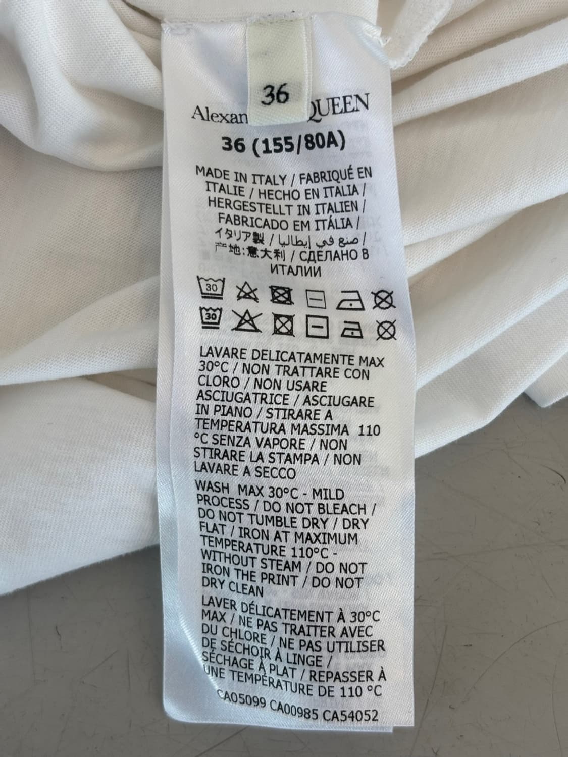 Alexander Mcqueen Round T 상품이미지6