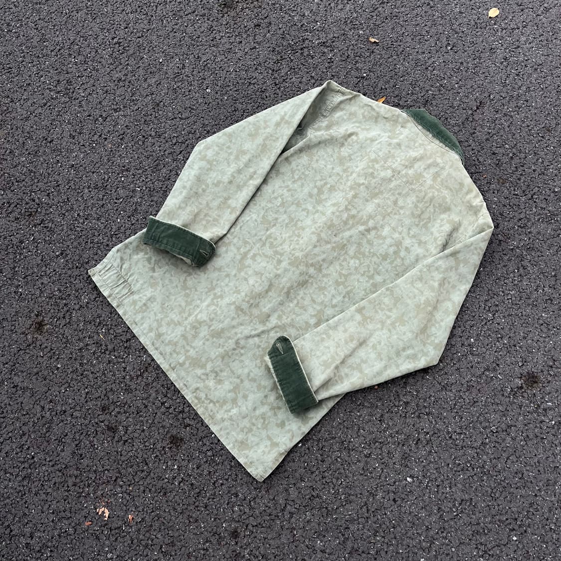 CDG PLAY Corduroy Collar Work Shirt 상품이미지9