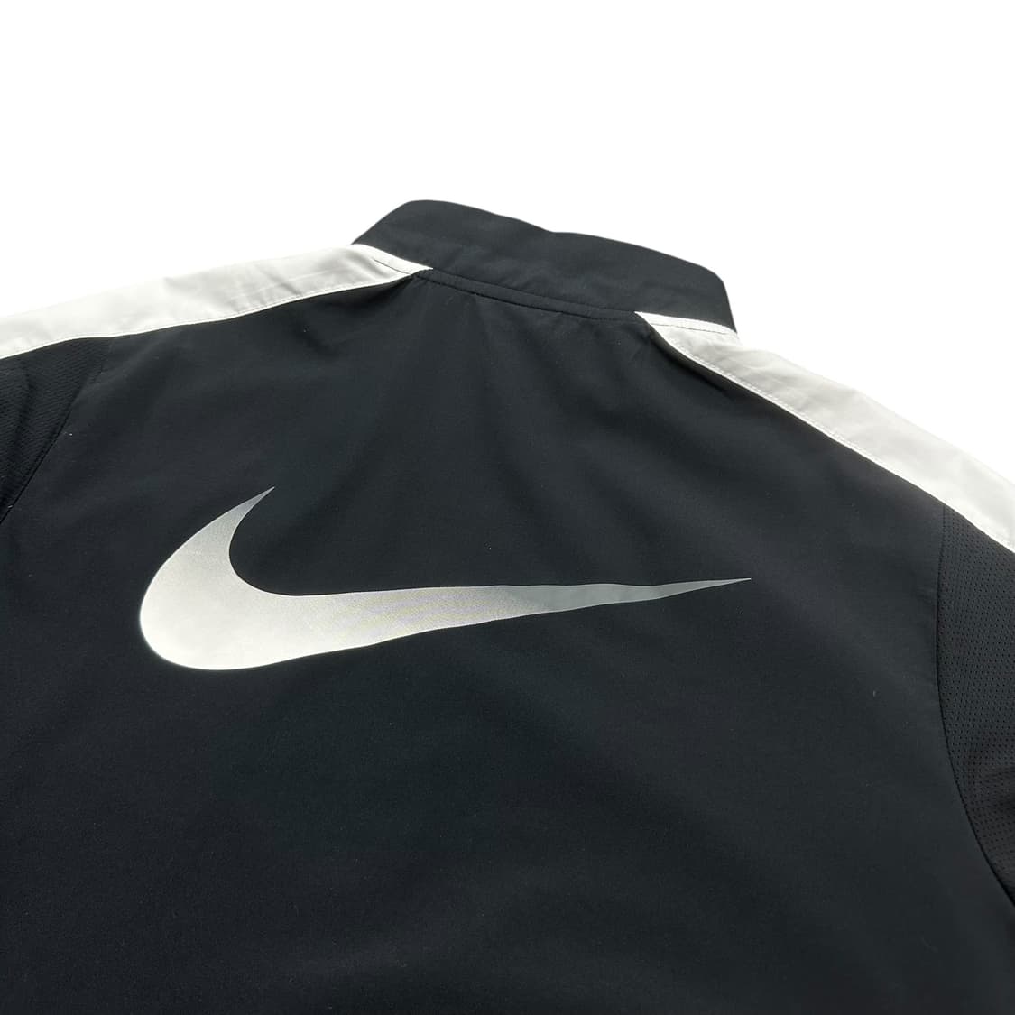 나이키러닝 여성 바람막이 상품이미지3