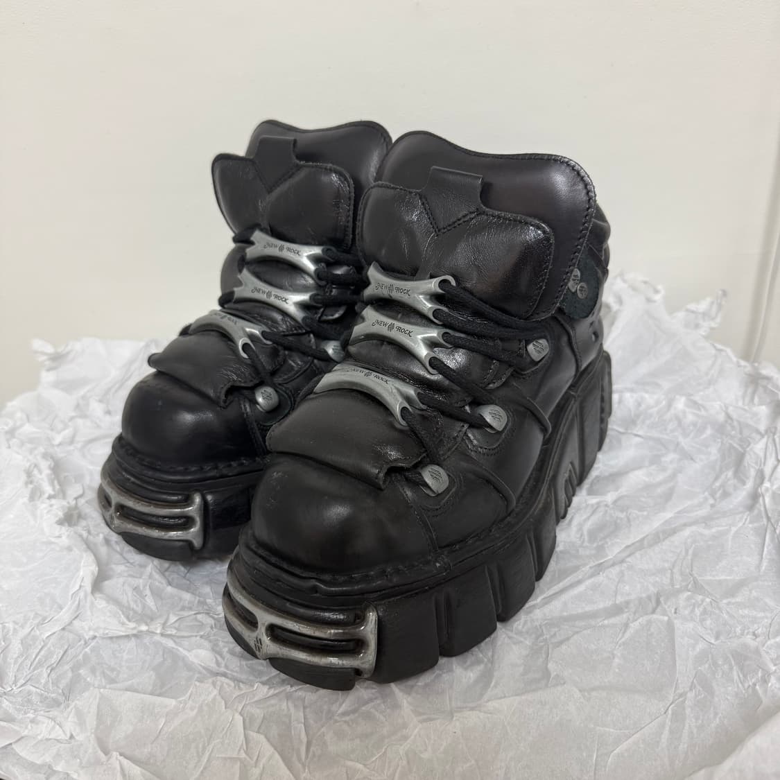 뉴락 메탈릭 아이코닉 클래식 플랫폼 하이탑 EU 39(250) 상품이미지2