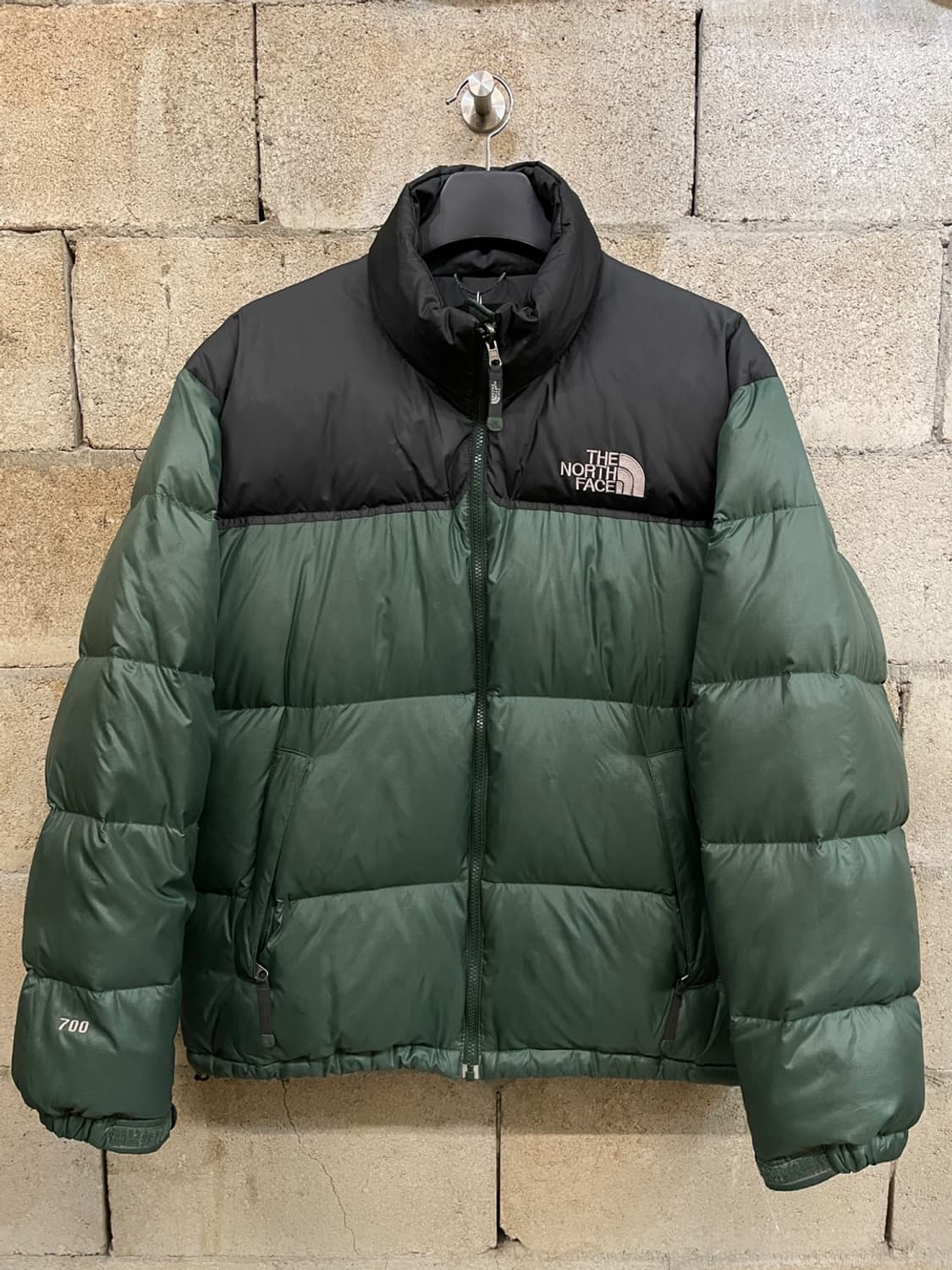 노스페이스 눕시 700 패딩  상품이미지1