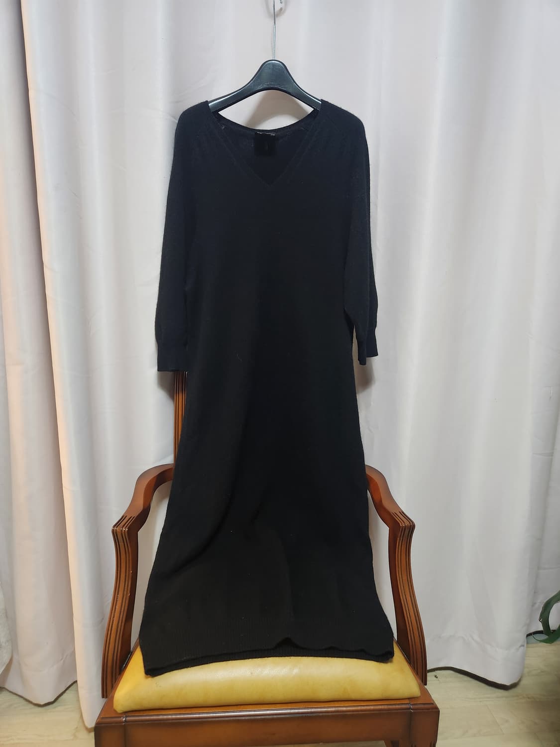 Mare di Mari 100%캐시미어블랙 브이넥 니트 롱 원피스 상품이미지9