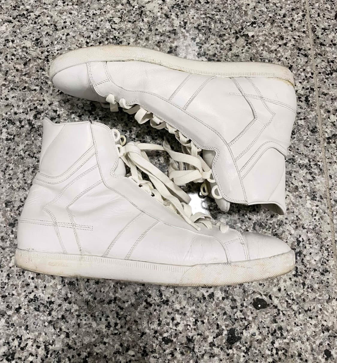 디올옴므 04ss 스트립 스니커즈 하이탑 화이트 상품이미지4