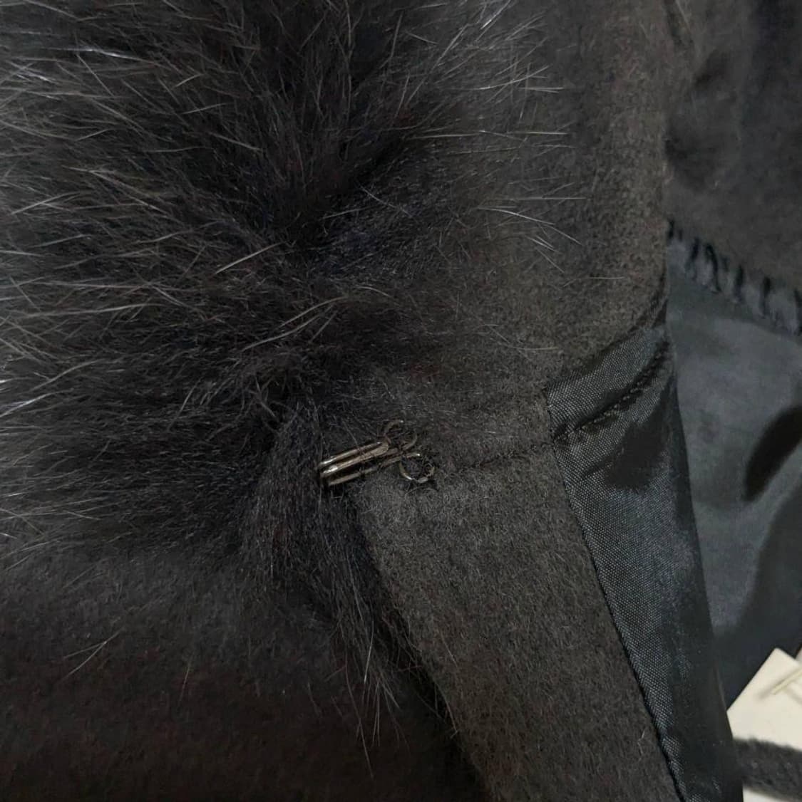 지방시 리얼폭스 판쵸 케이프 상품이미지4