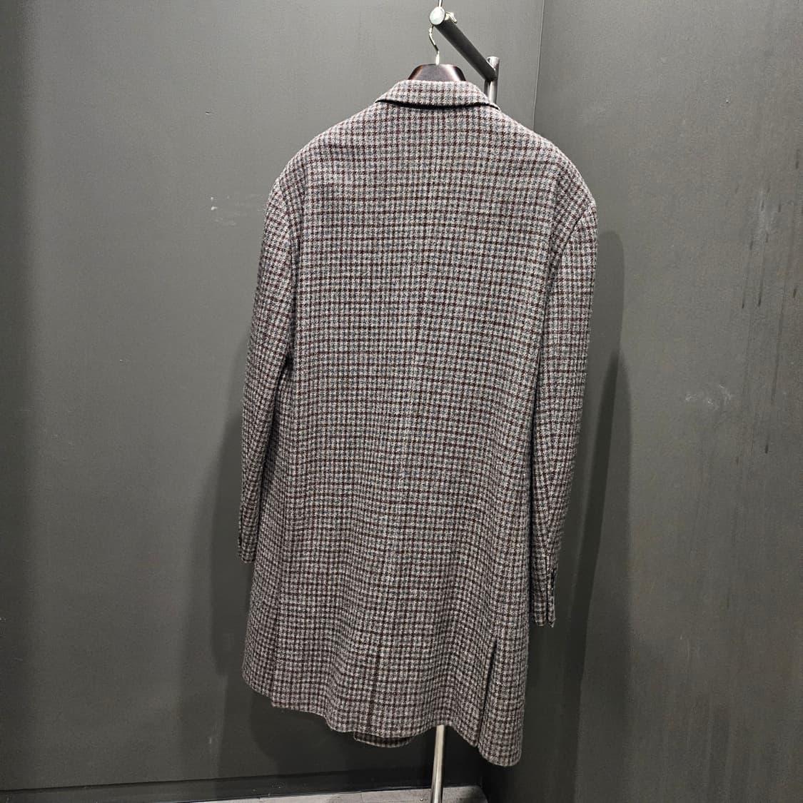 발렌시아가 하운드투스 테일러드 패치로고 코트 상품이미지3