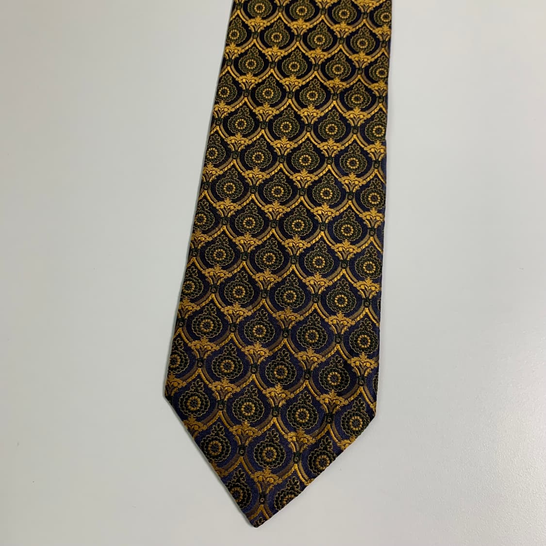 돌체앤가바나 명품넥타이 기하학적패턴 클래식 최상급 A+등급 9.2cm 상품이미지10