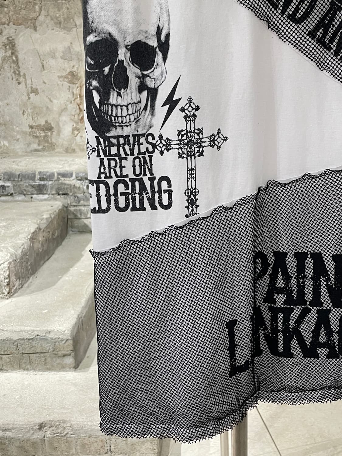 고스트 오브 할렘 화이트 y2k 스컬 네트 펑키 롱 스커트 상품이미지4